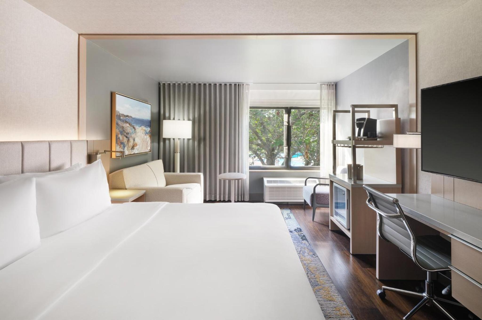 Executive King Suite photo 2
