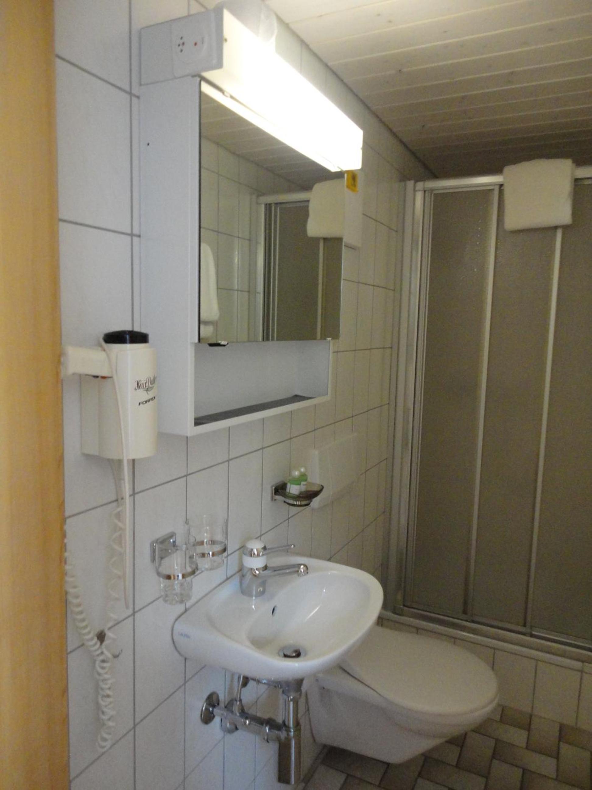 Double Room With Private Bathroom photo 2