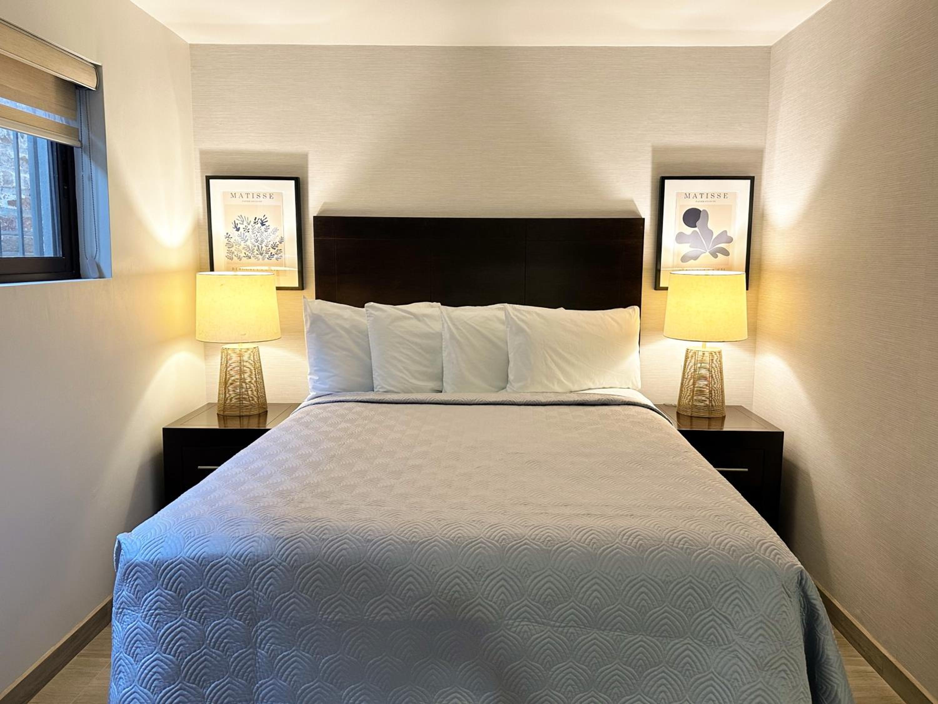 Two-Bedroom Suite photo 2