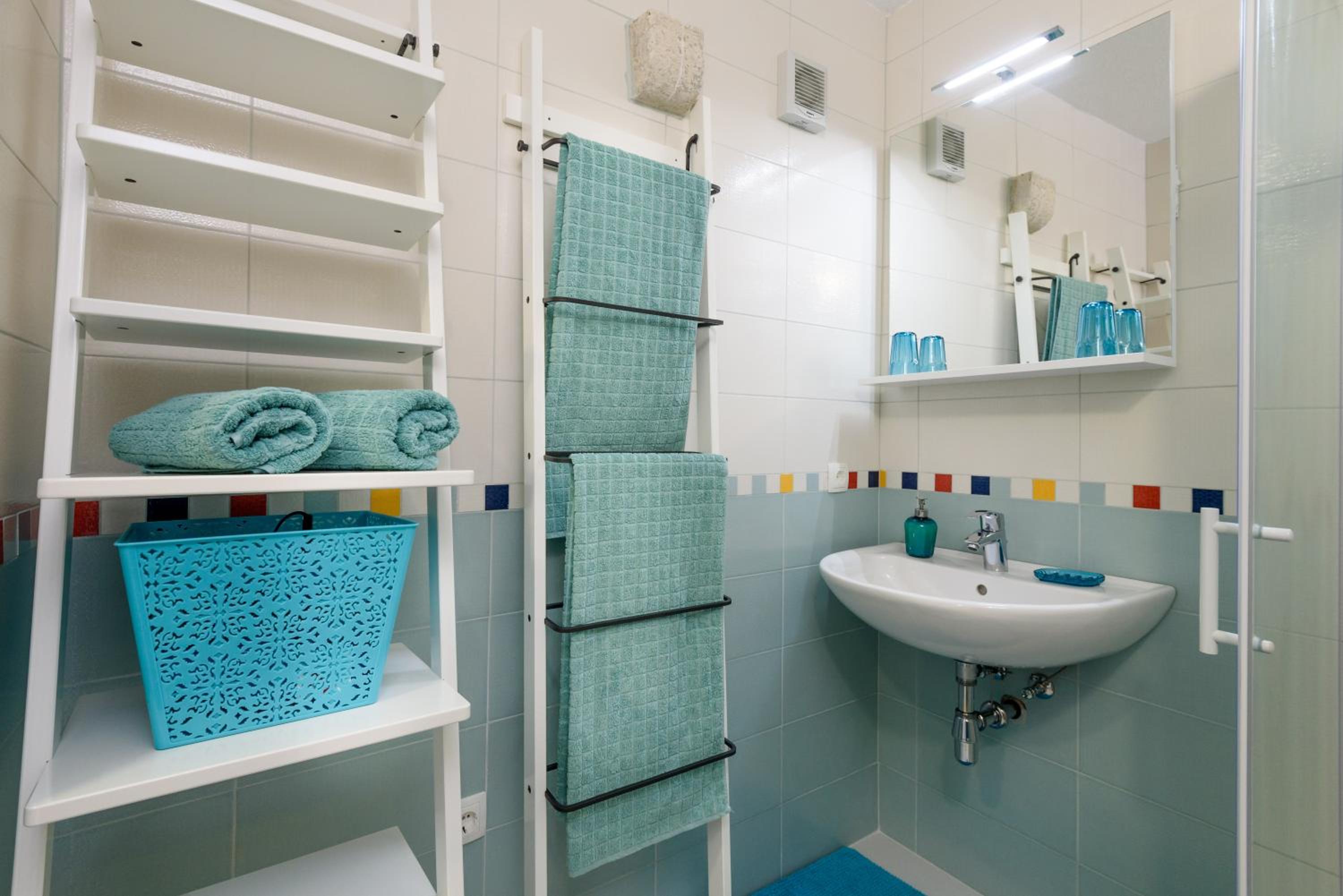 Studio Apartment with Sea View - Photo 4