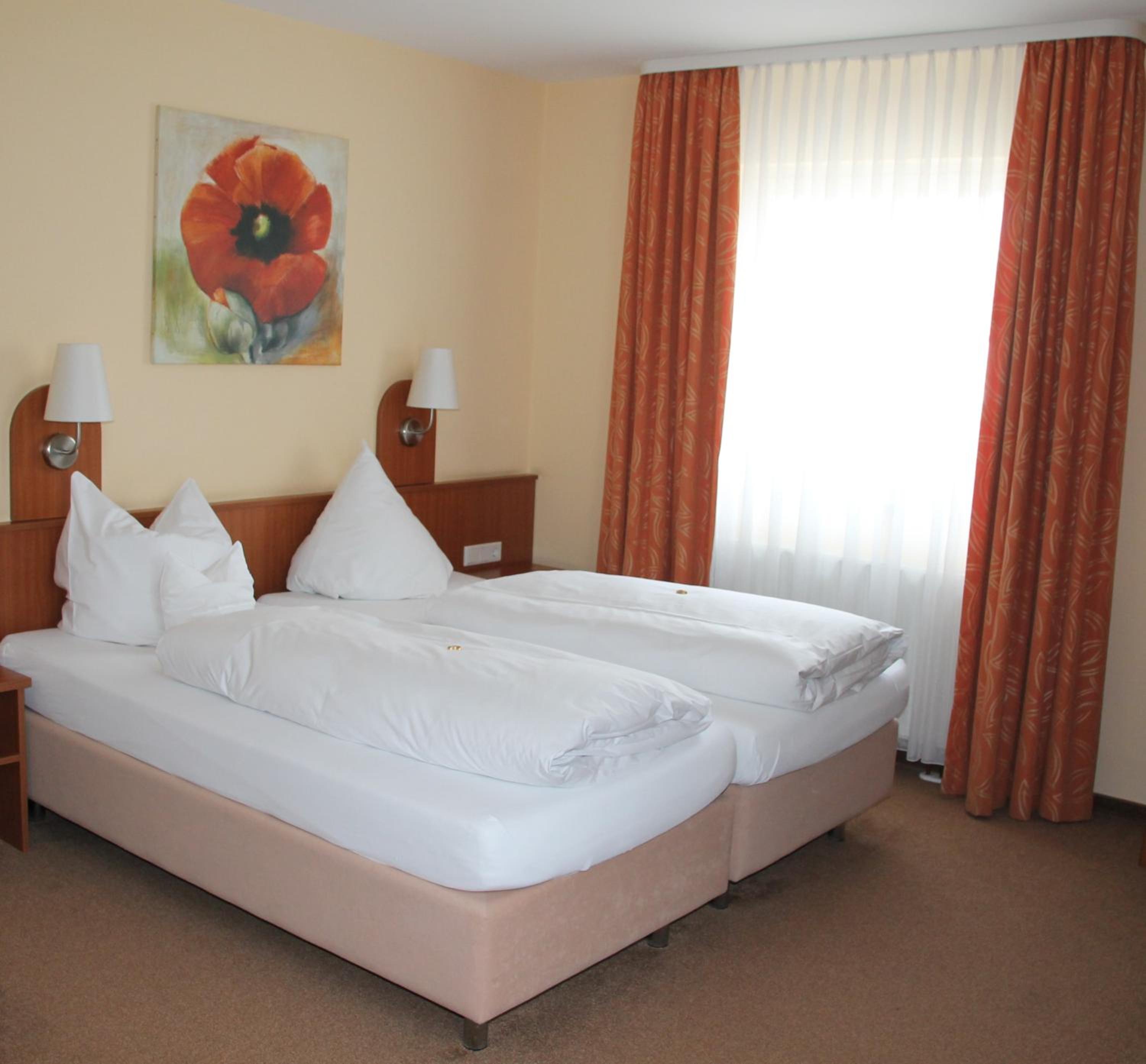 Double Room - Photo 2