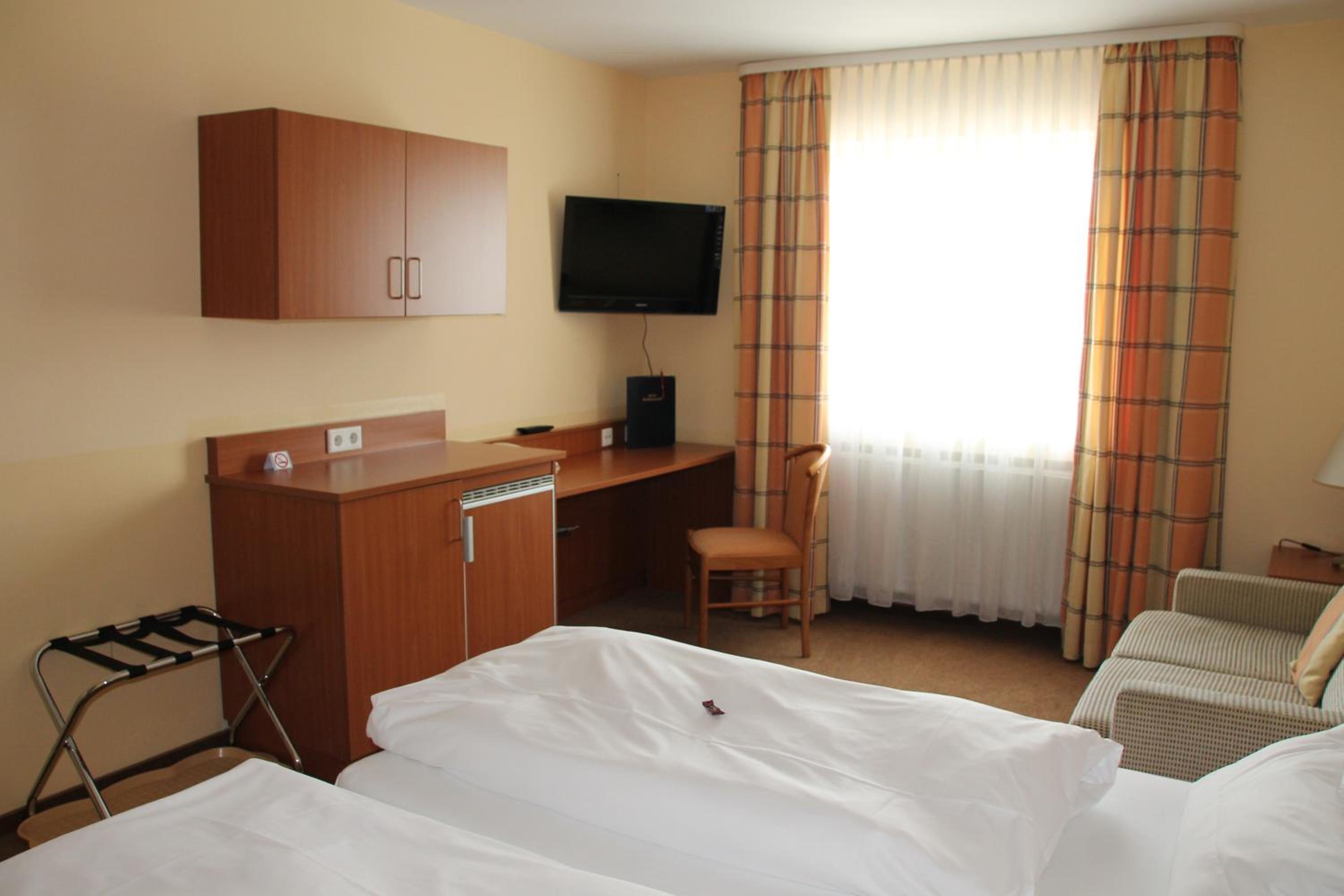 Triple Room - Photo 7