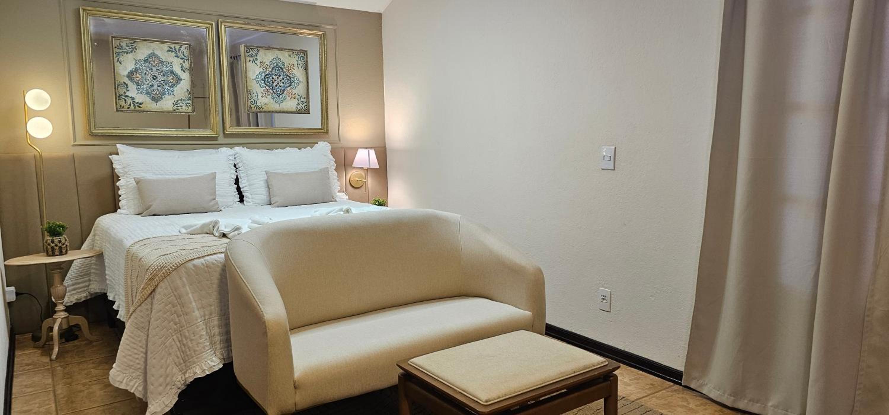 Suite with Balcony photo 1