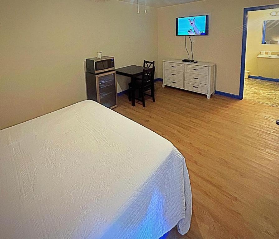 Queen Room - Disability Access