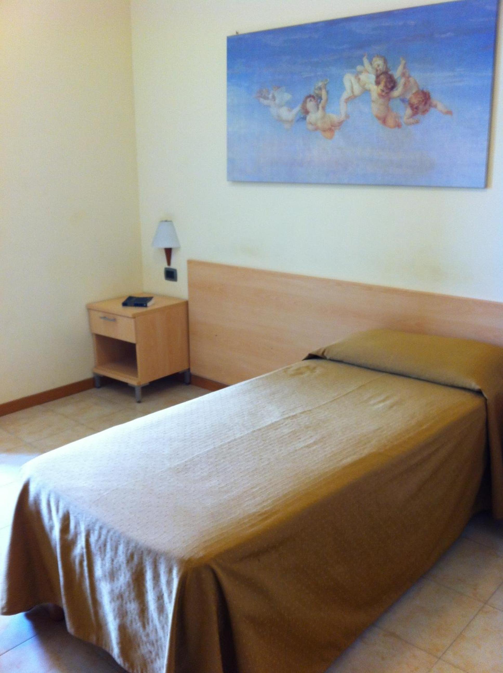 Single Room photo 1