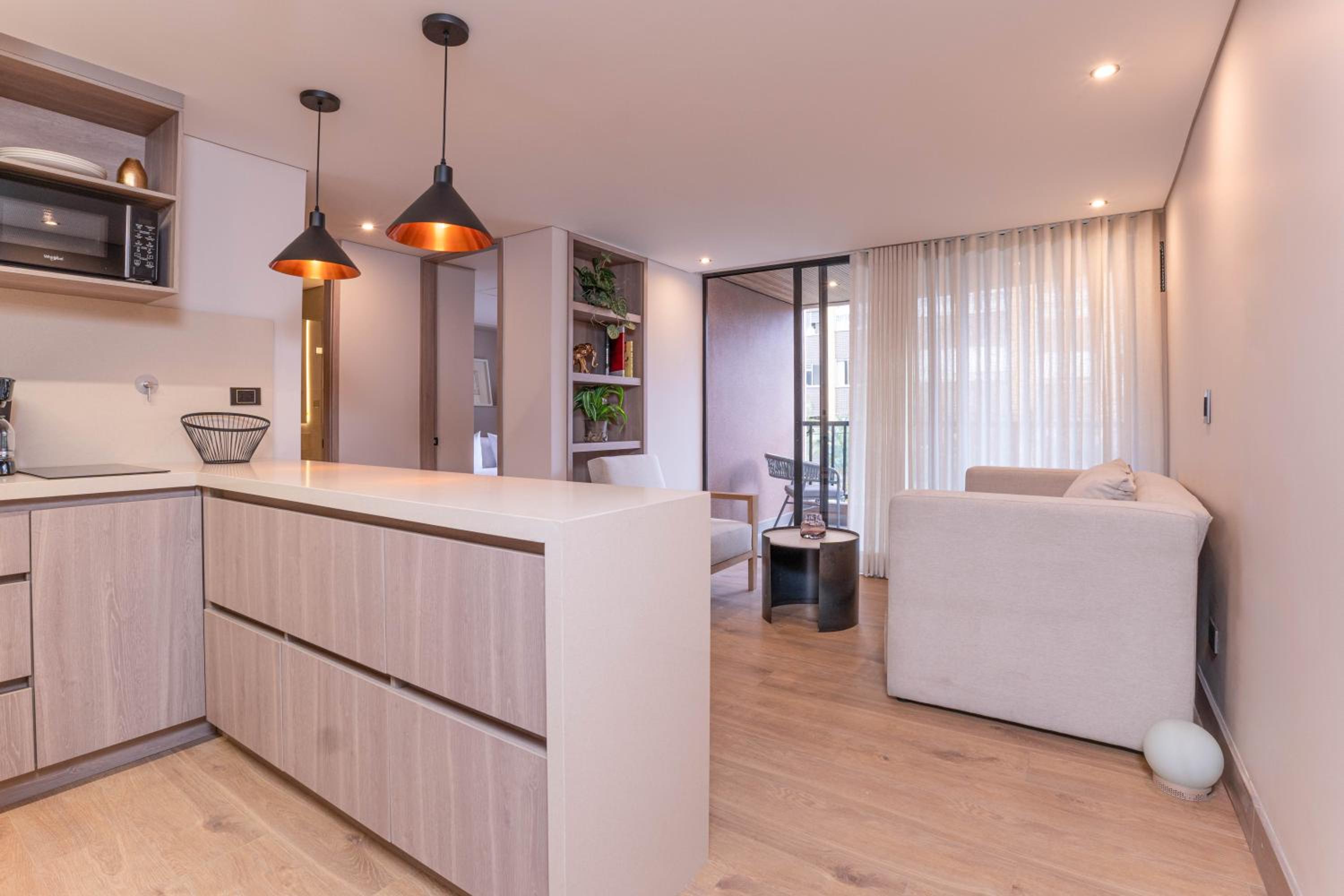 Two-Bedroom Deluxe Apartment with Balcony