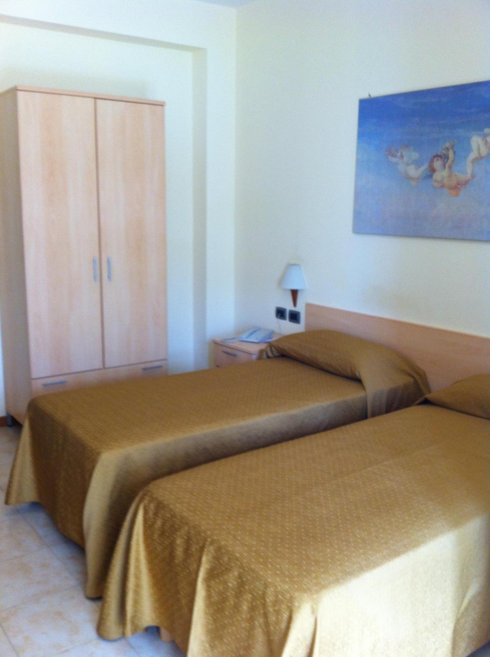 Twin Room photo 1