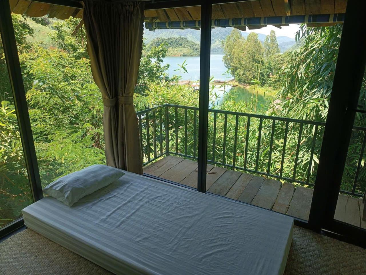 Bungalow photo 1