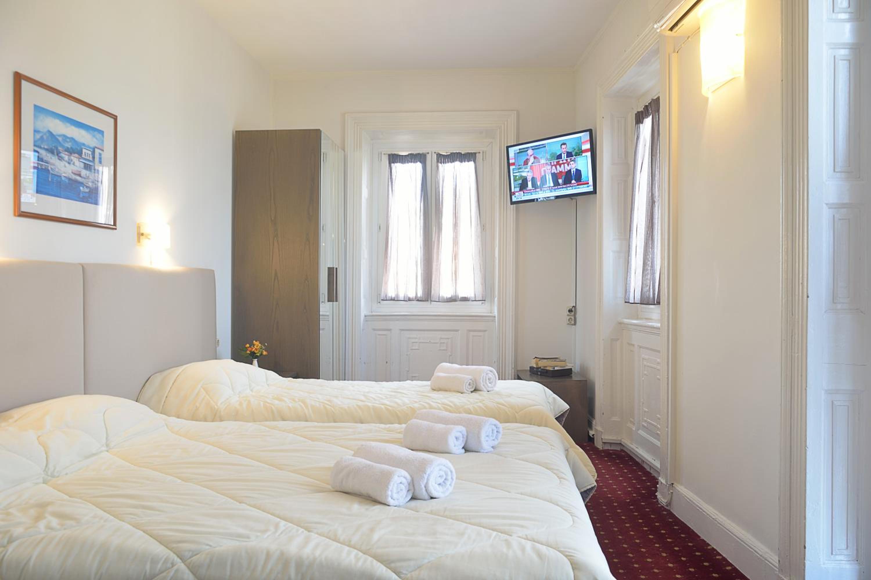 Triple Room With Harbor View