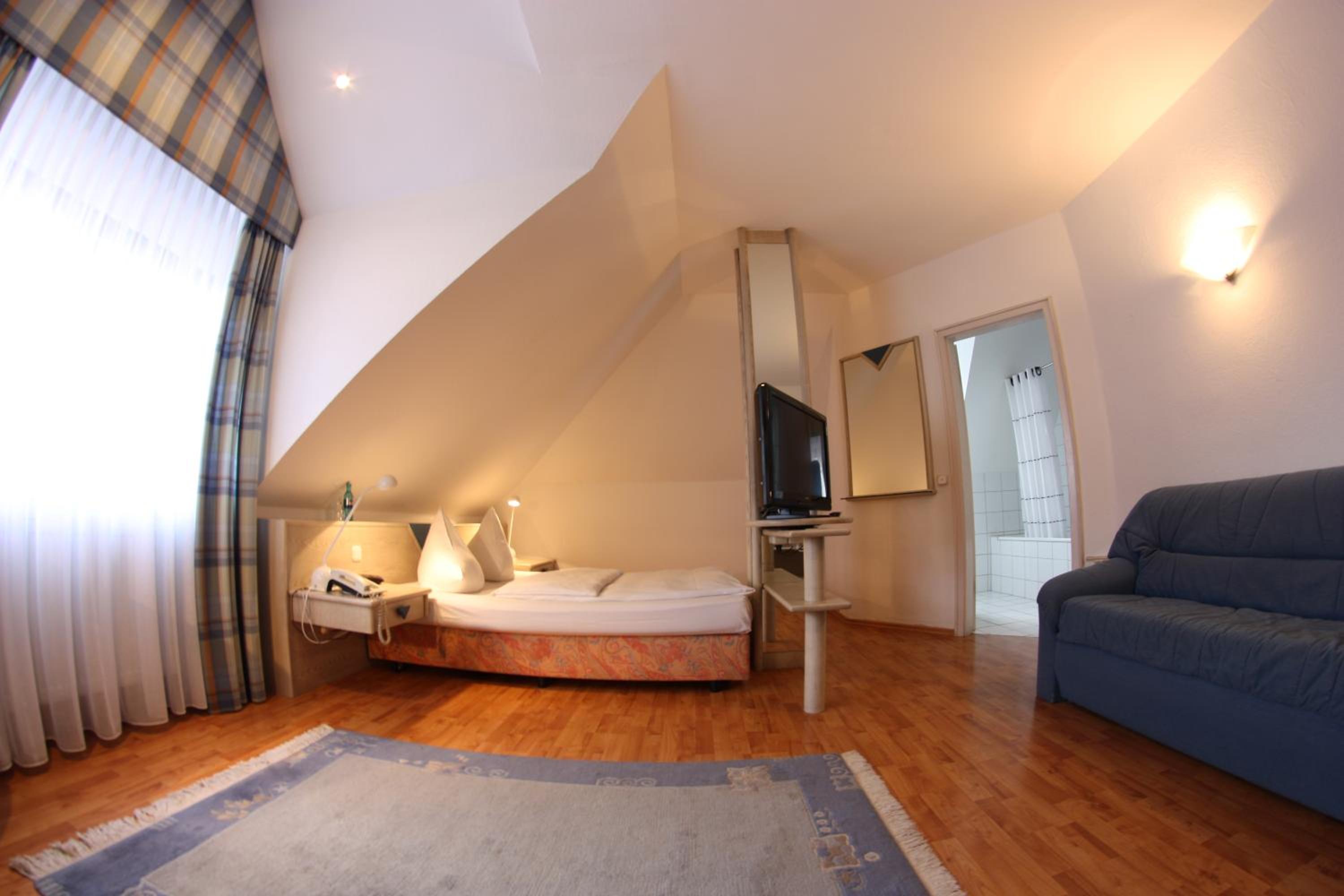 Standard Double Suite - Photo 6