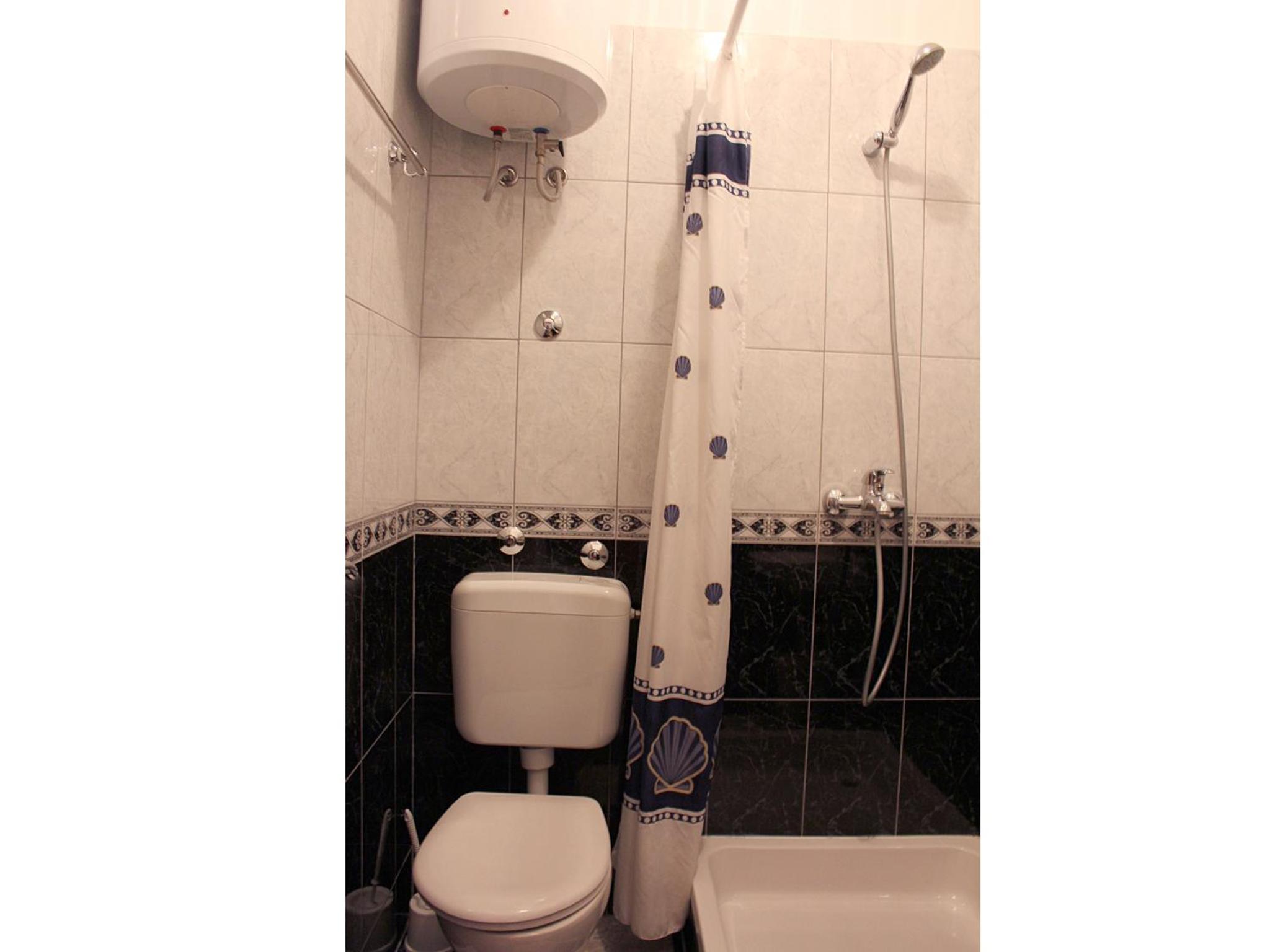 Studio (4 Adults) - Photo 13