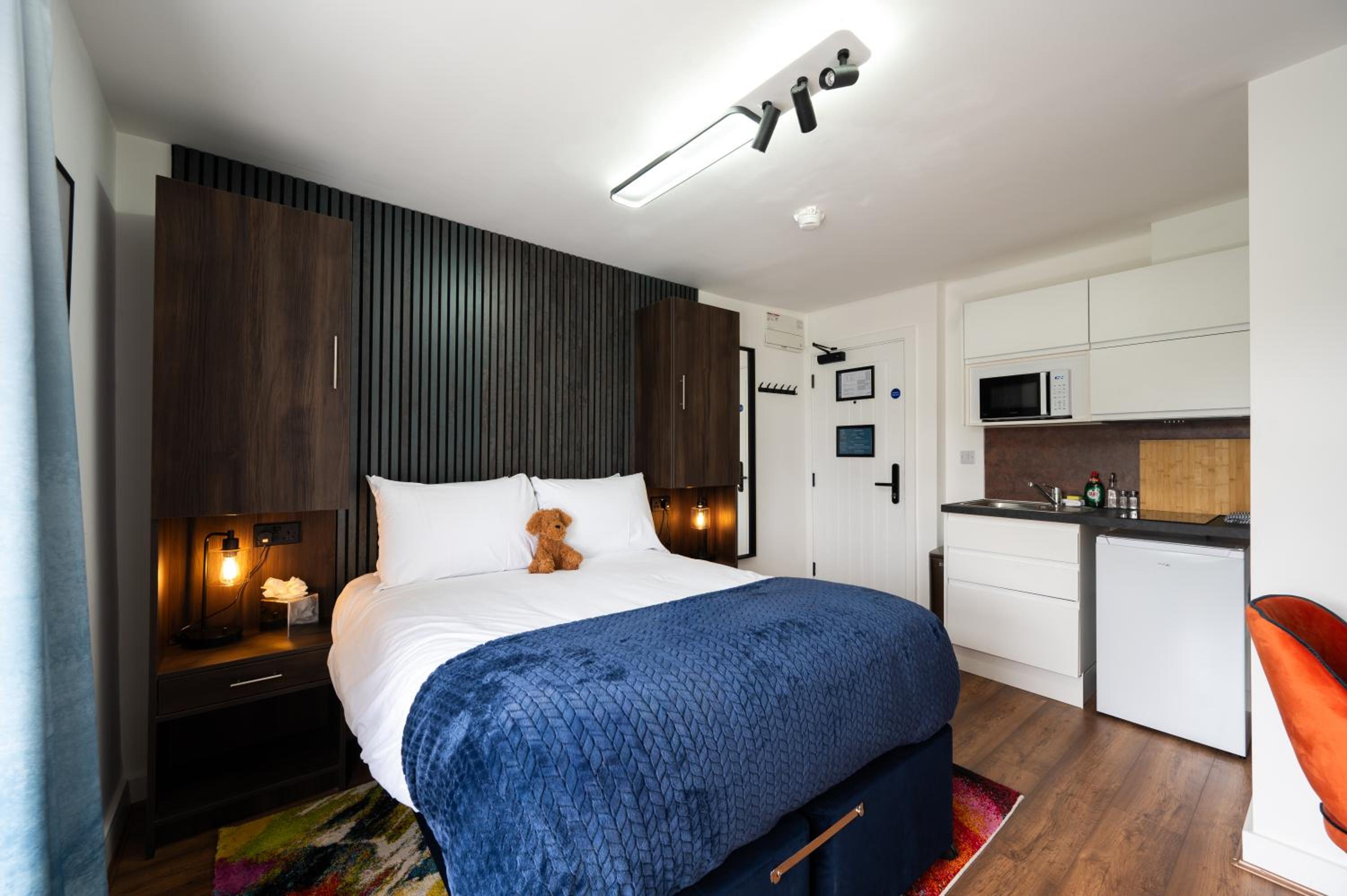 Studio Apartment