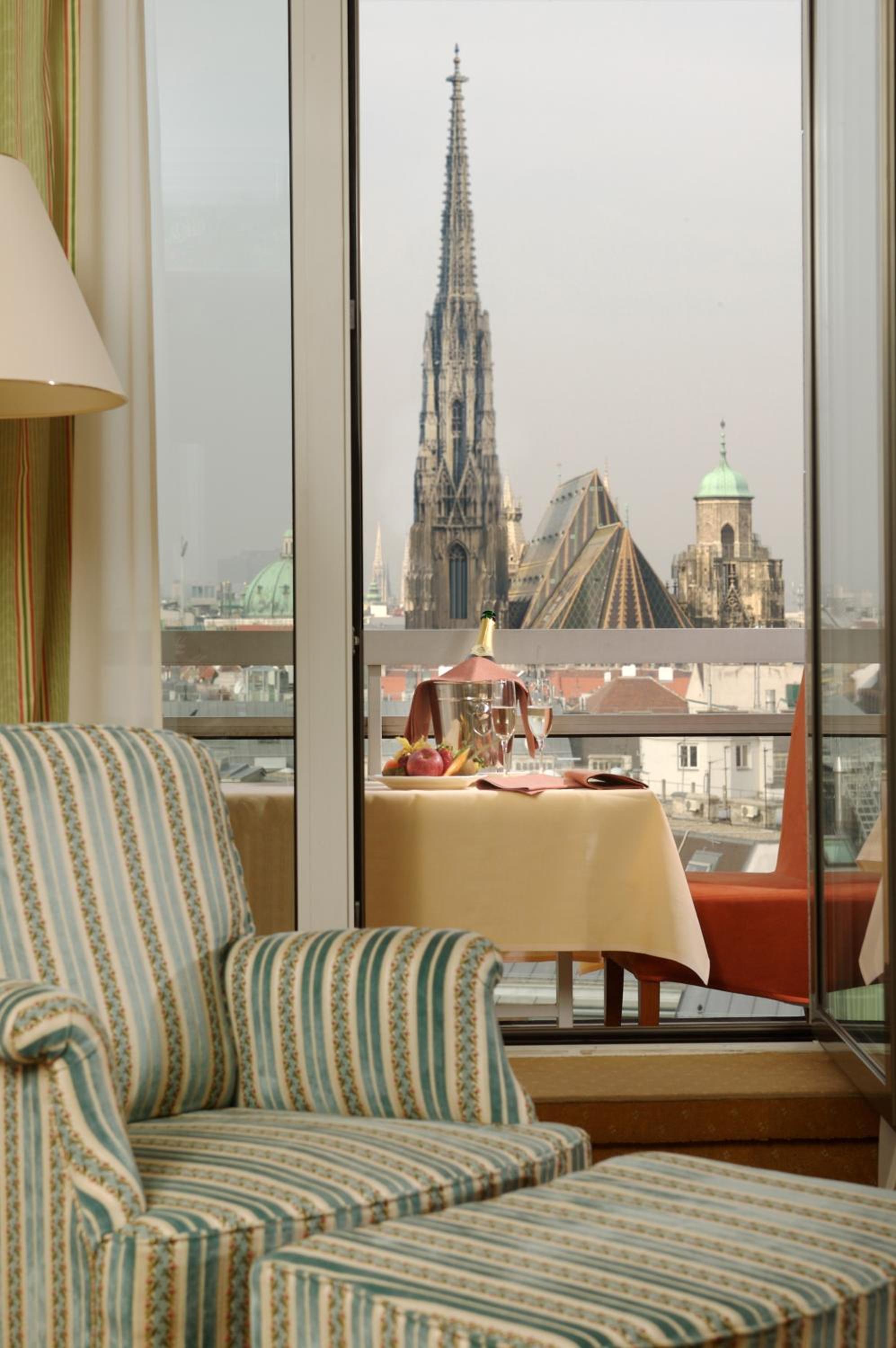 Double Room with St. Stephen's Cathedral View photo 3