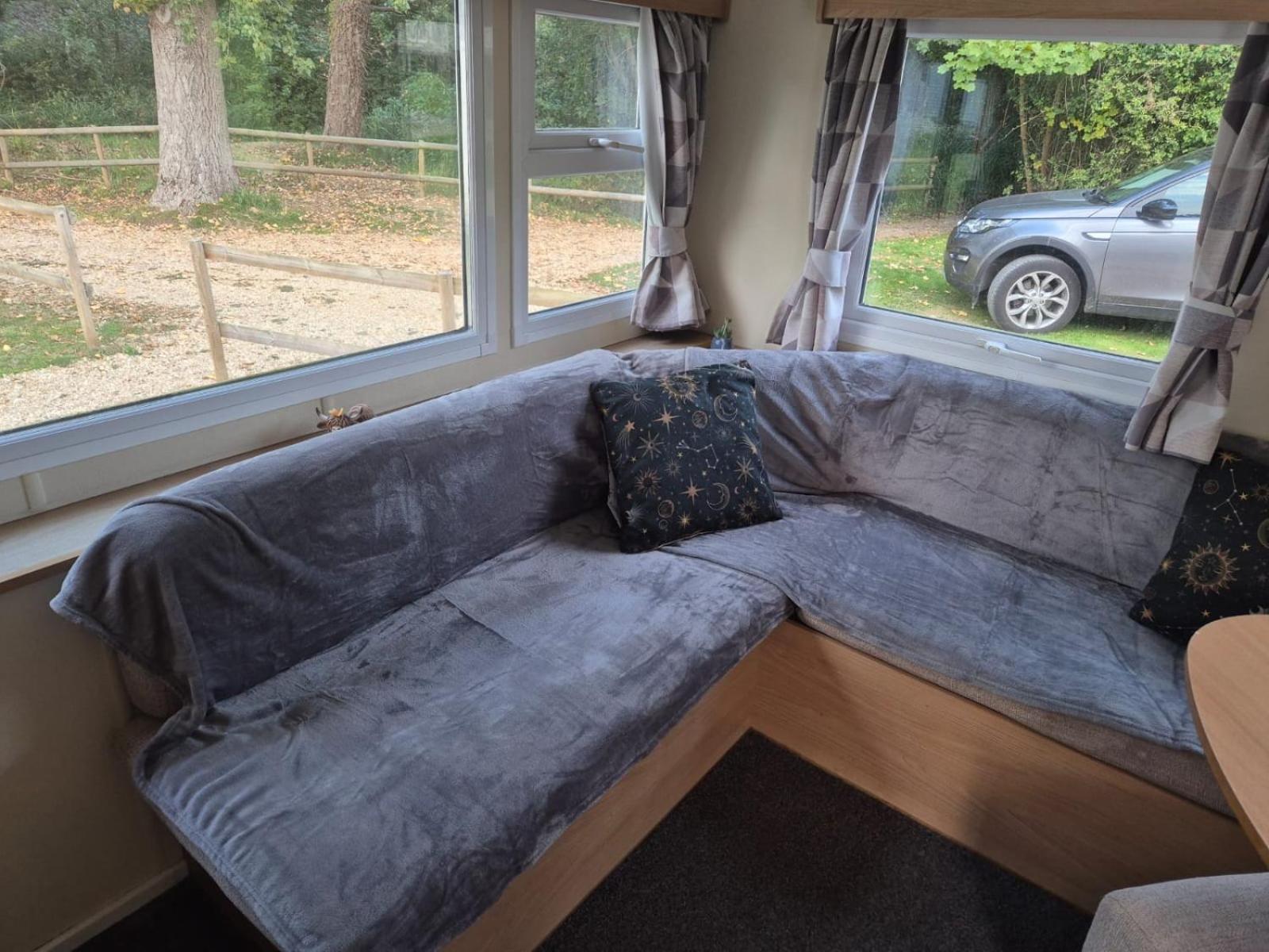 Caravan photo 1