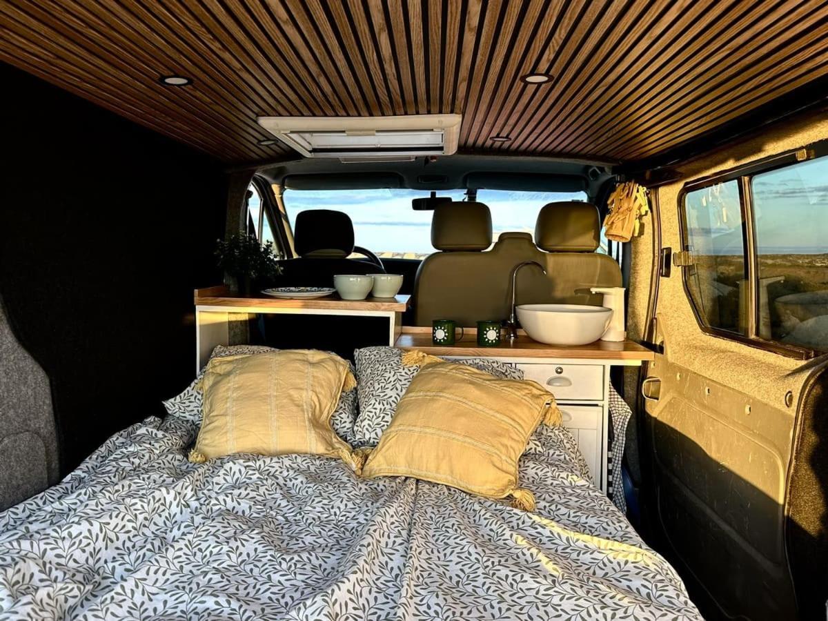 Caravan photo 3