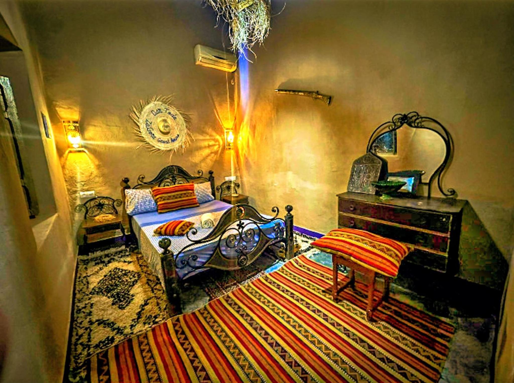 Deluxe Double Room with Shower photo 3