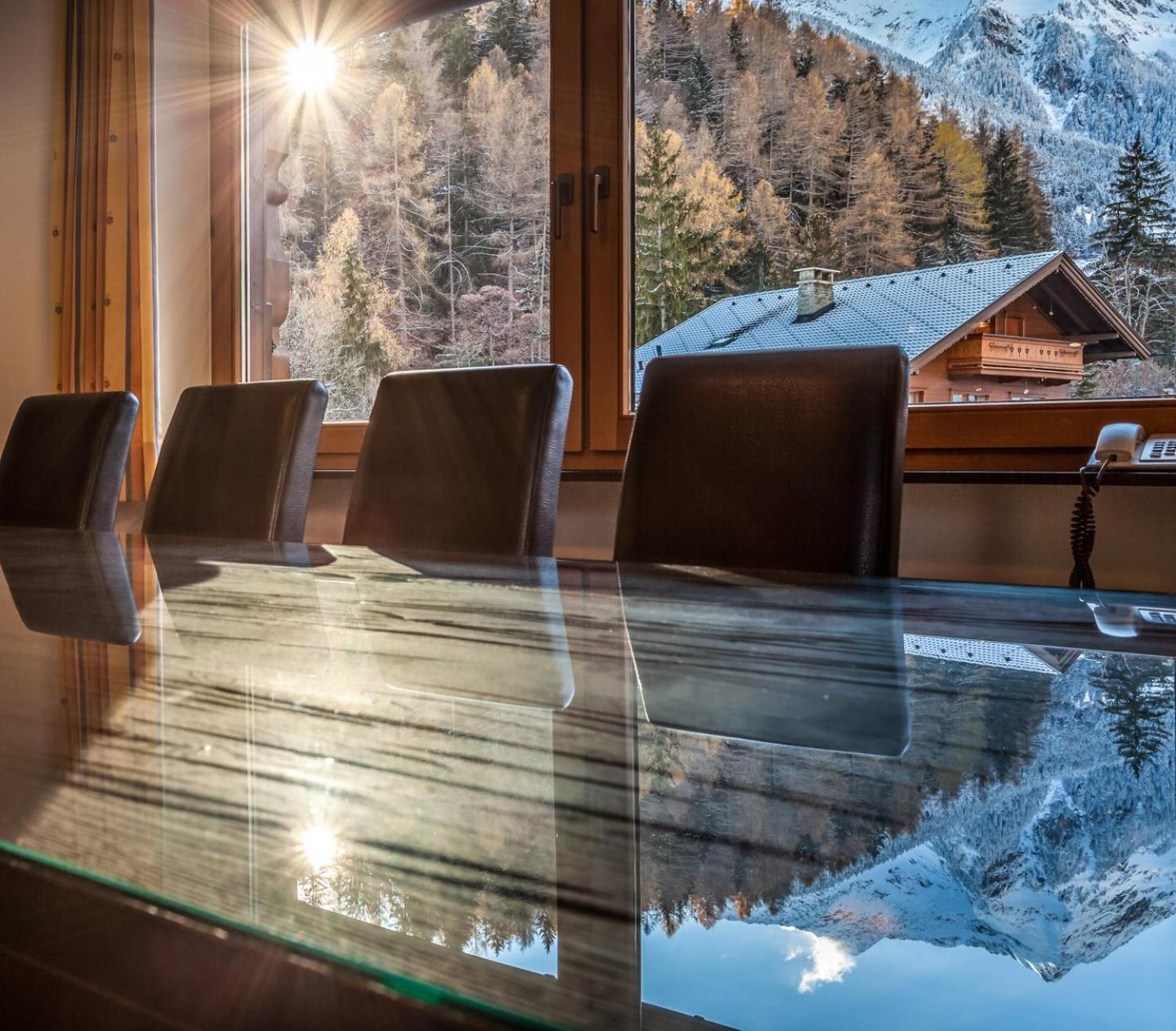 One-Bedroom Apartment with Balcony and Mountain View