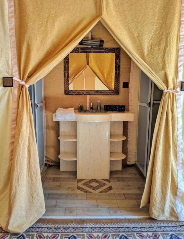 Deluxe Double or Twin Room photo 2