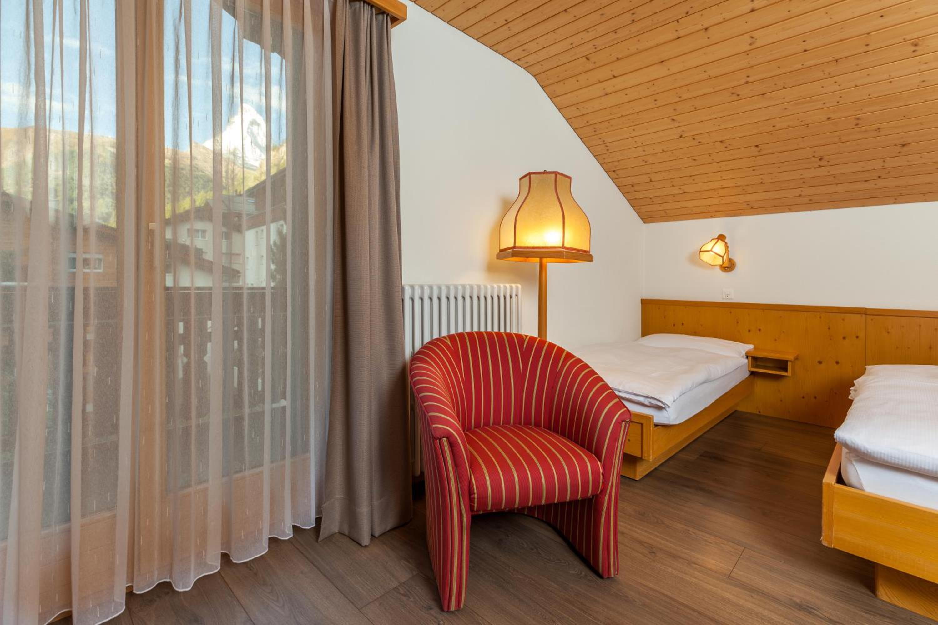 Triple Room with Balcony with Matterhorn view