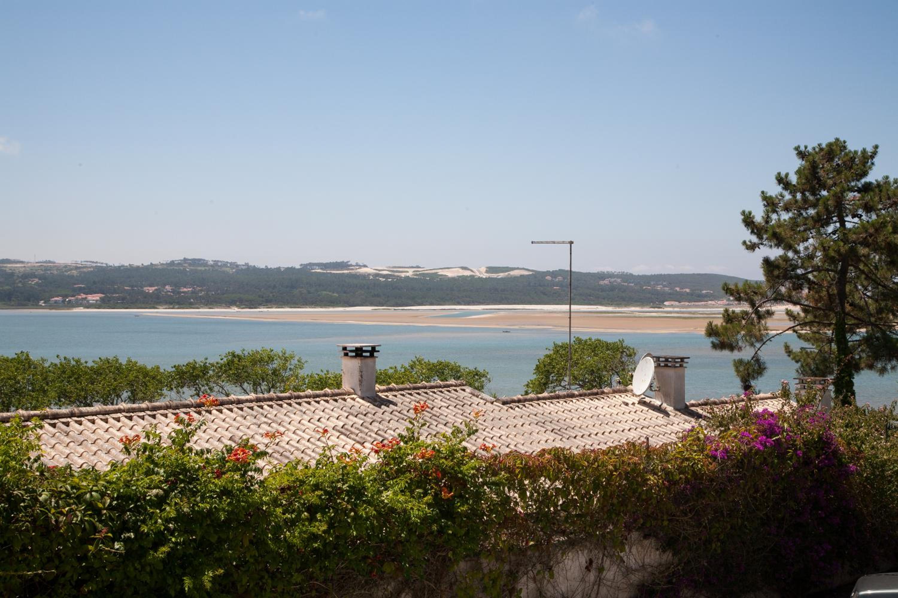 Villa with Sea View photo 3