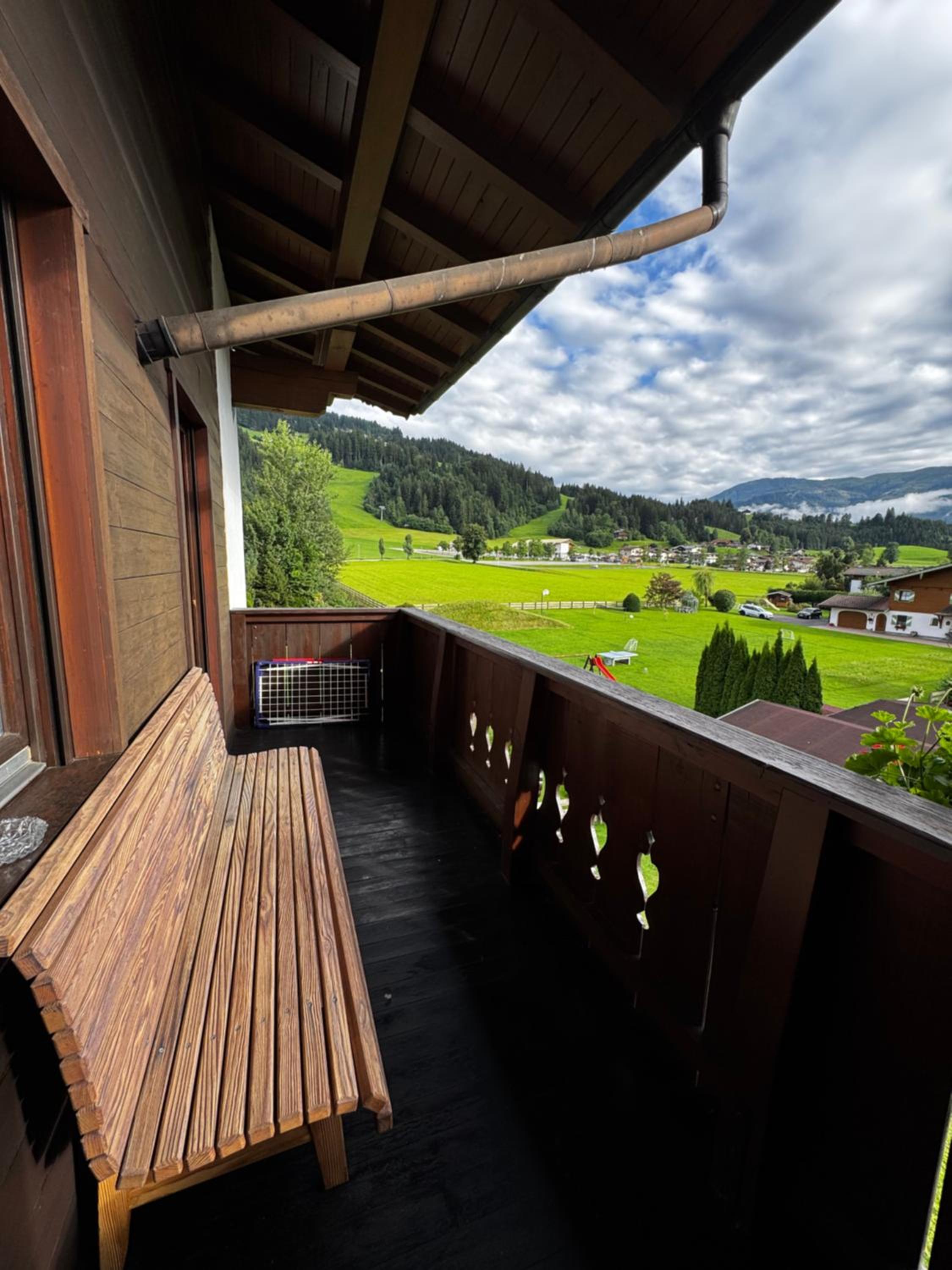 Apartment with Balcony - Annex (no barrier-free access) photo 2
