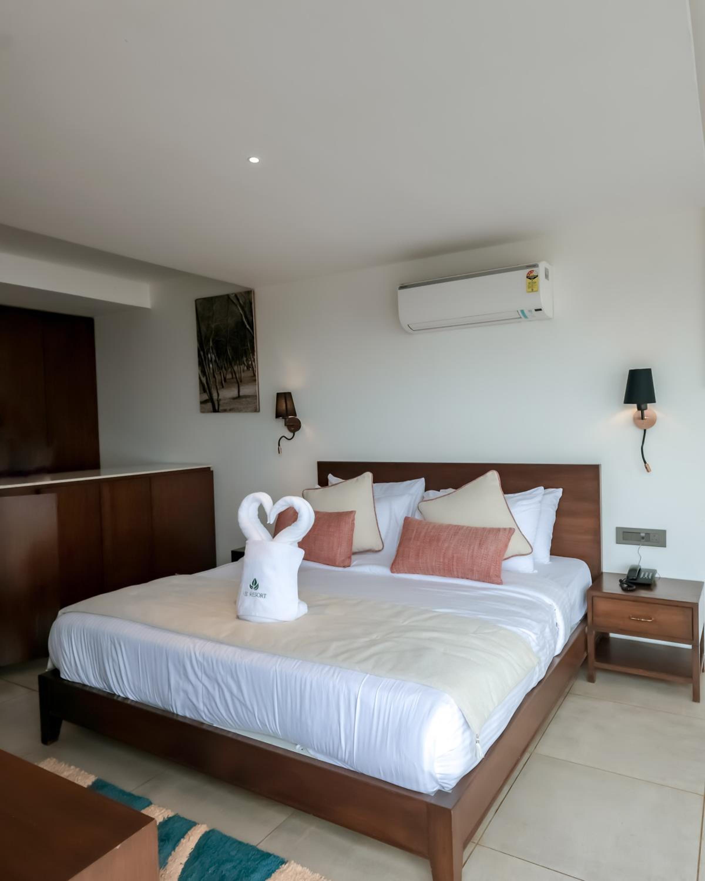 Suite with Private Pool - Photo 4
