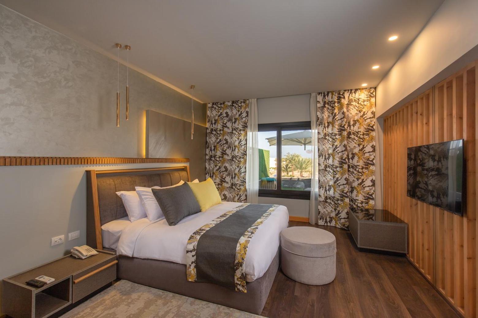 Jacuzzi Suite