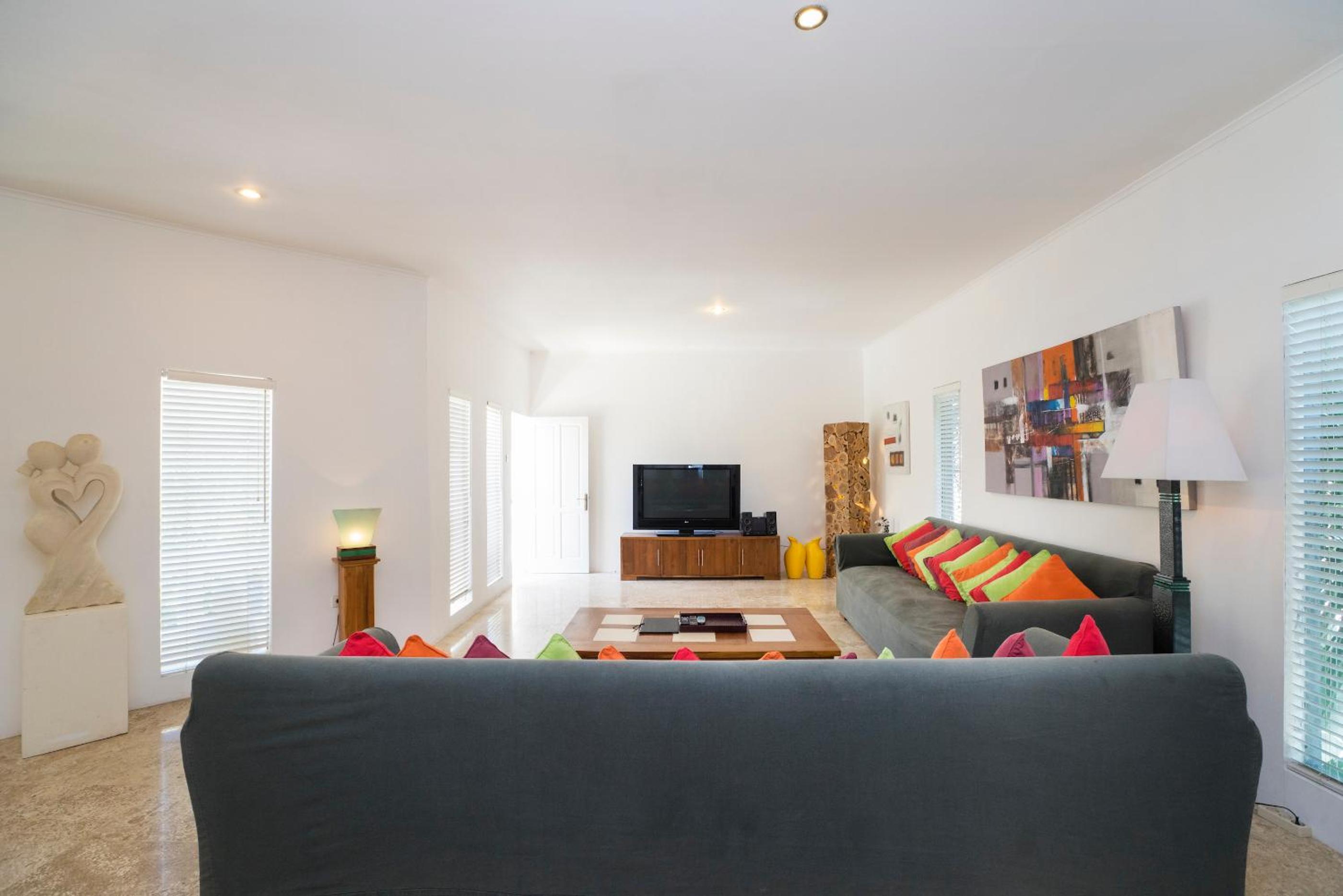 Three-Bedroom Apartment with One Bathroom