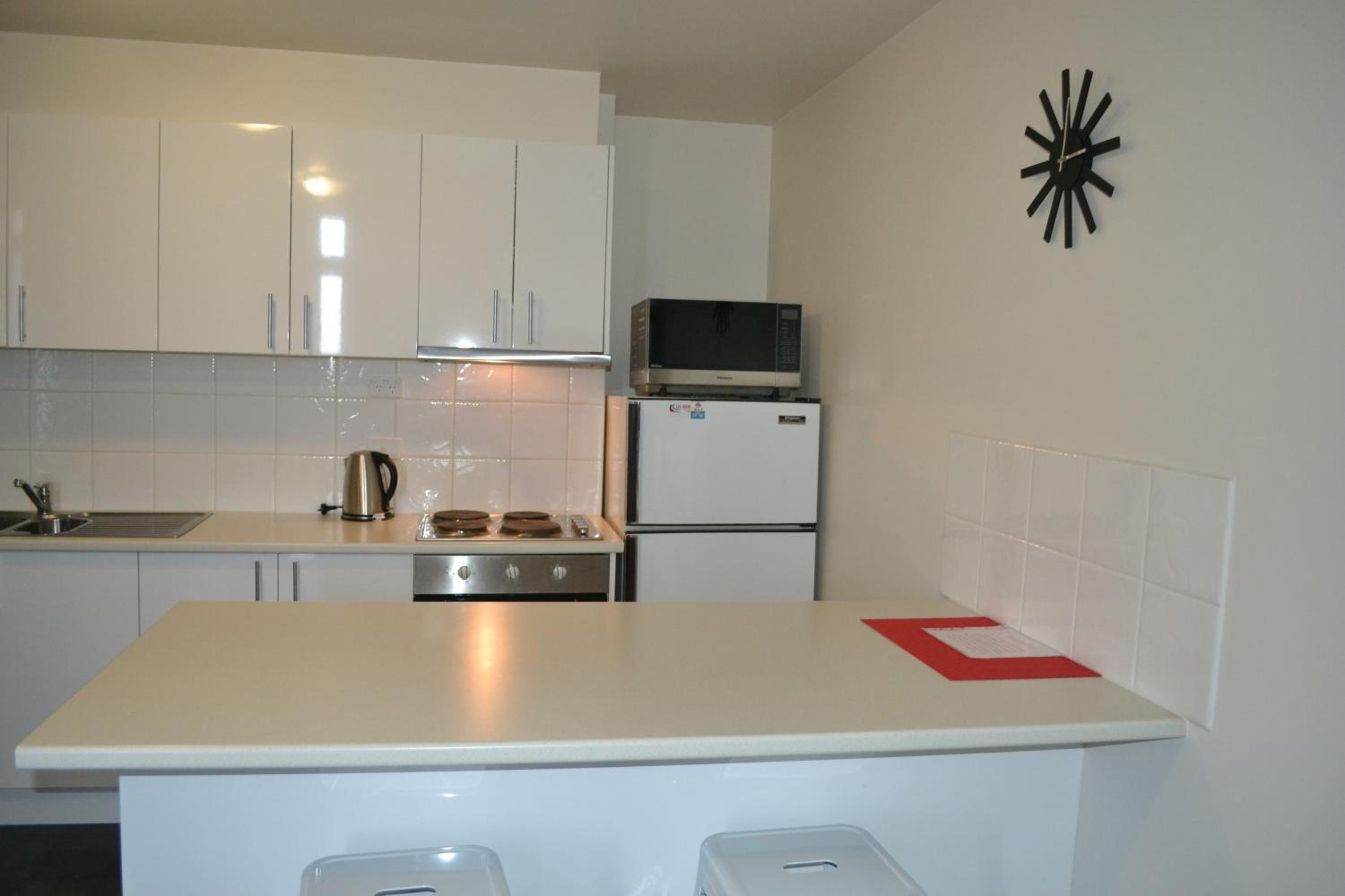 Apartment with Balcony - Photo 28