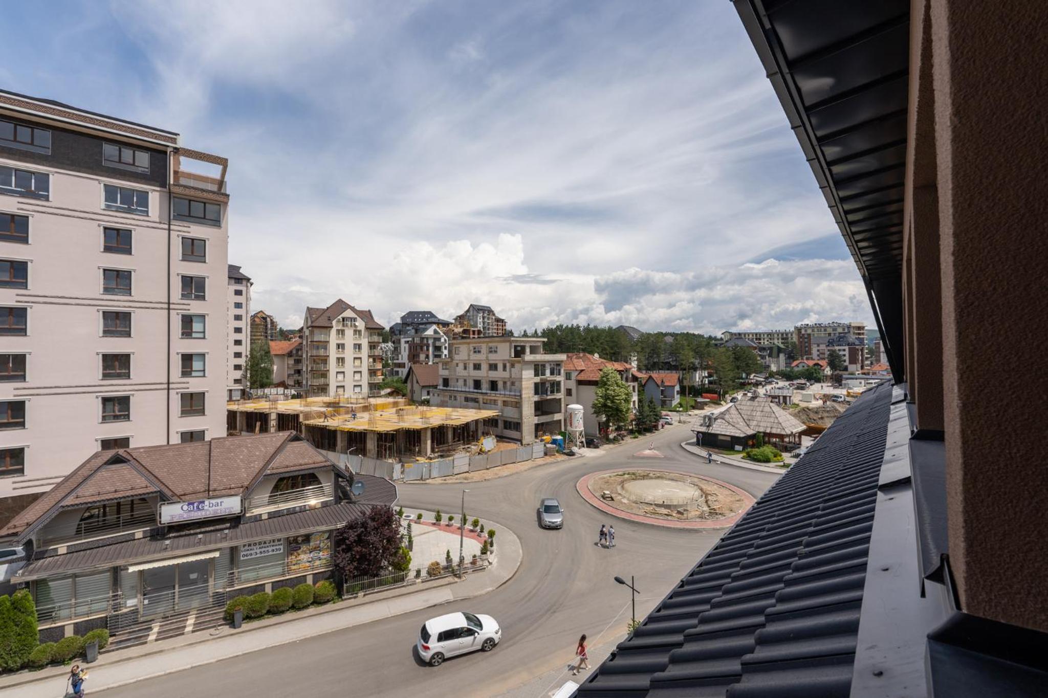 Superior Apartment