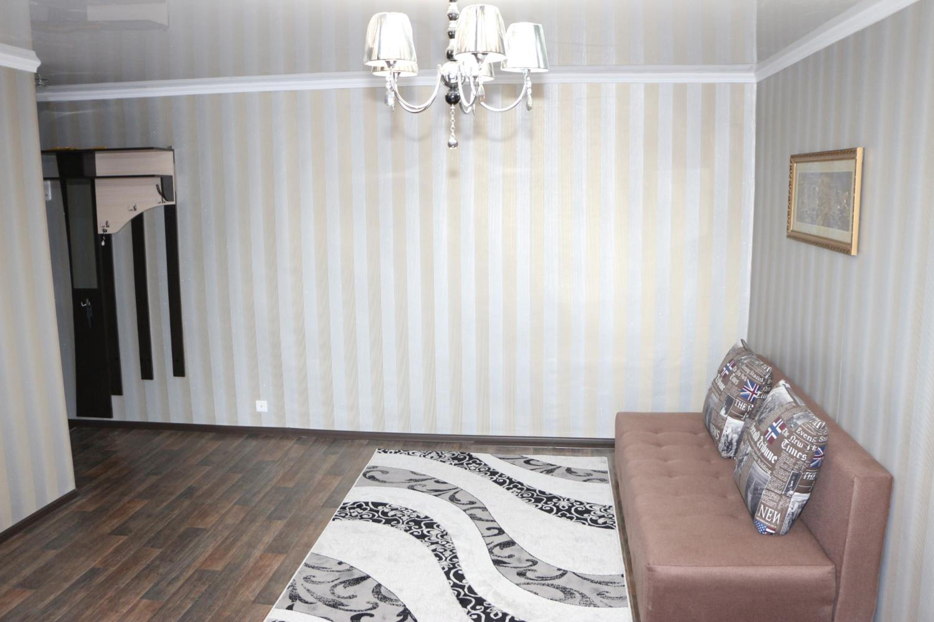 Apartment photo 2