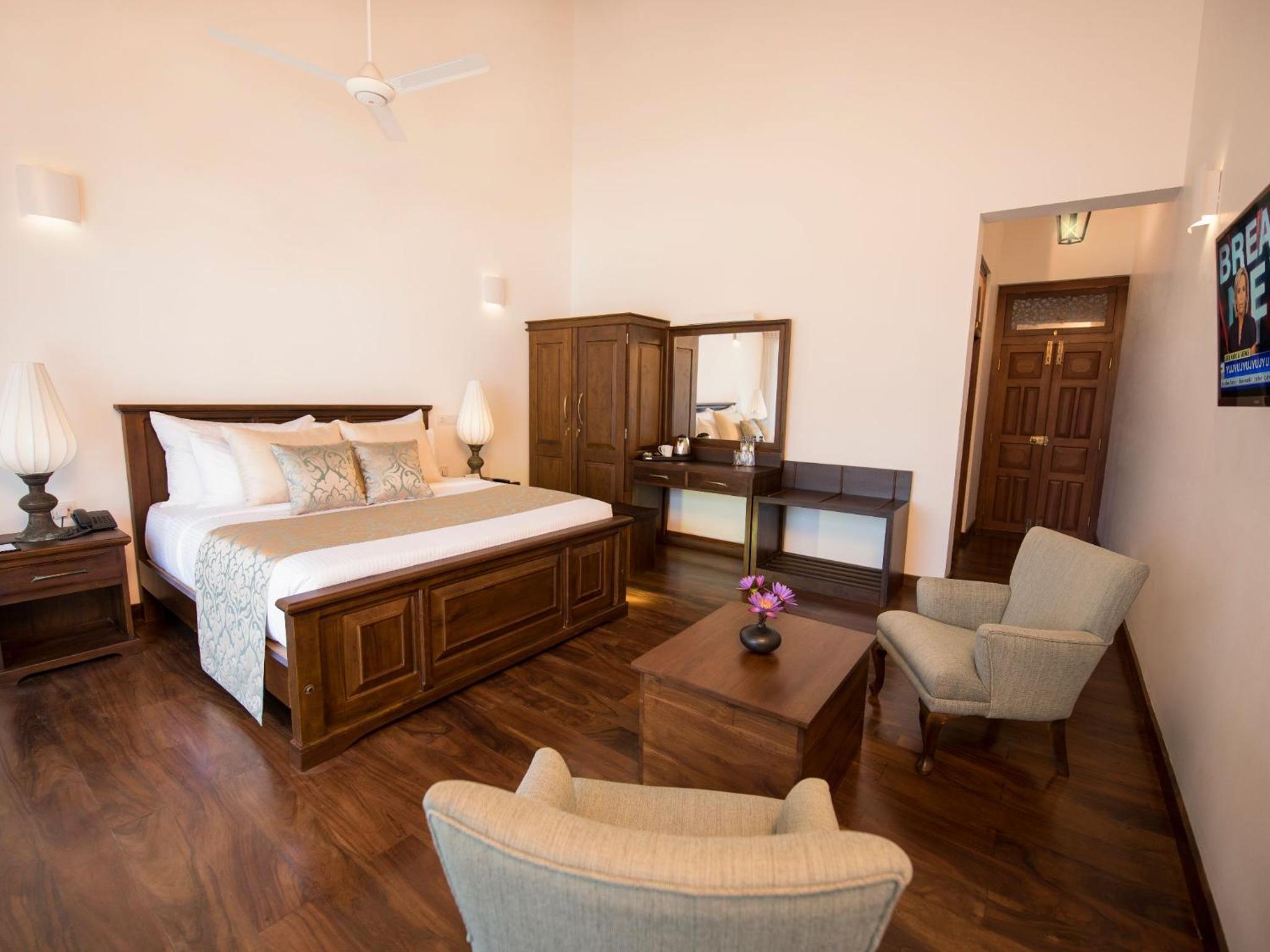 King Room with Pool View photo 1