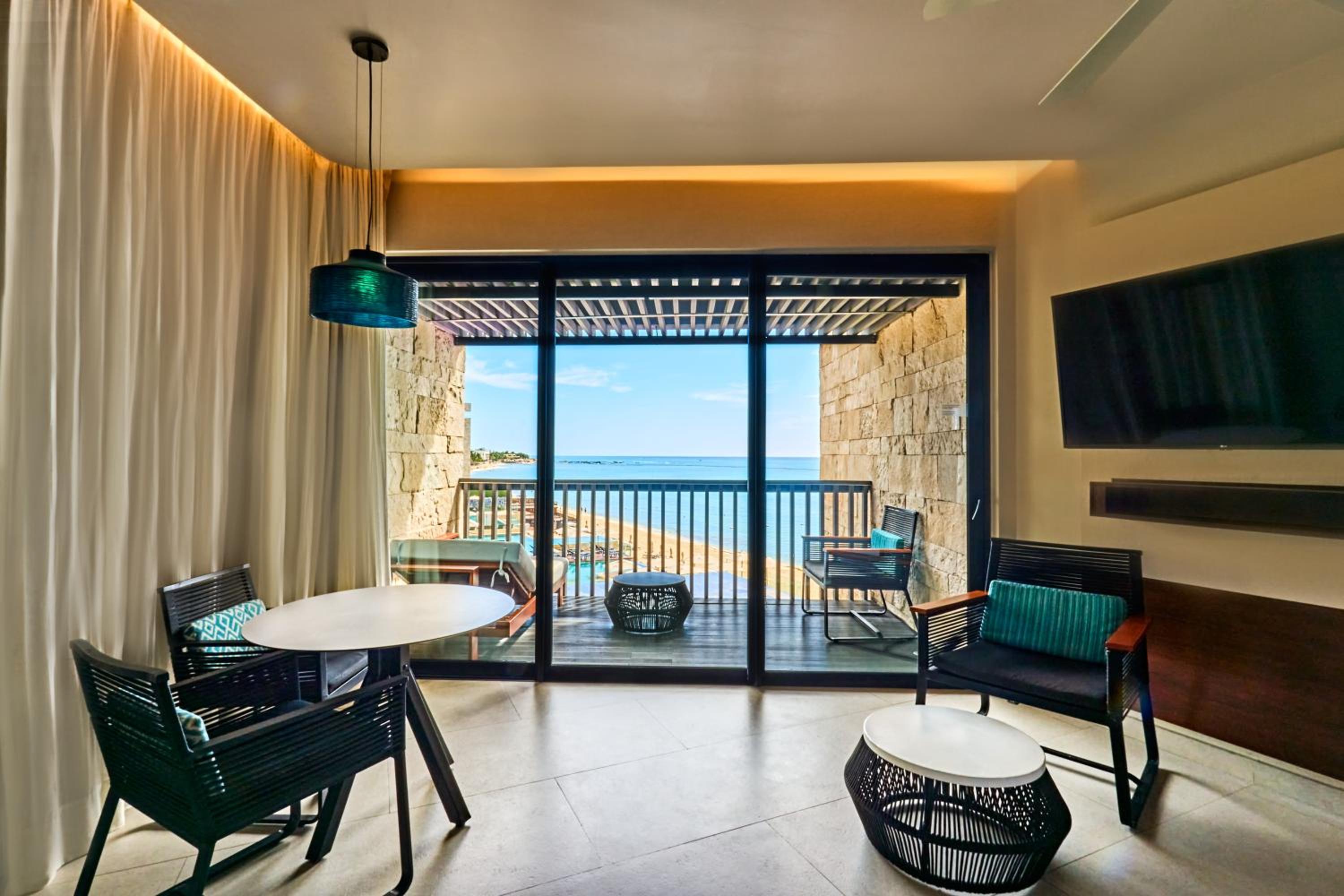 Premium Ocean Front, 2 Queen