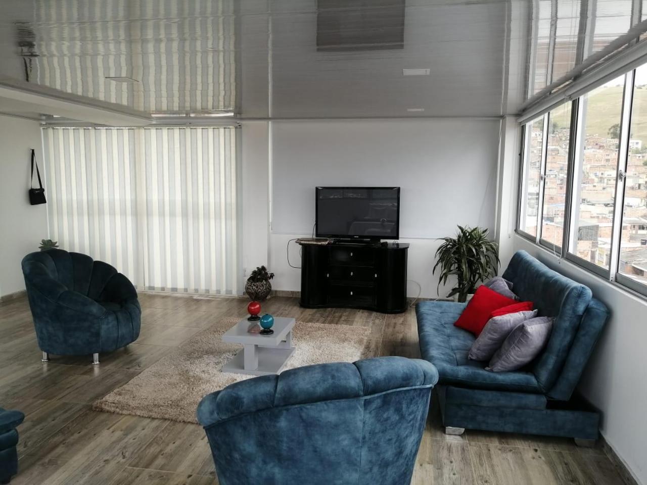 One-Bedroom Family Apartment