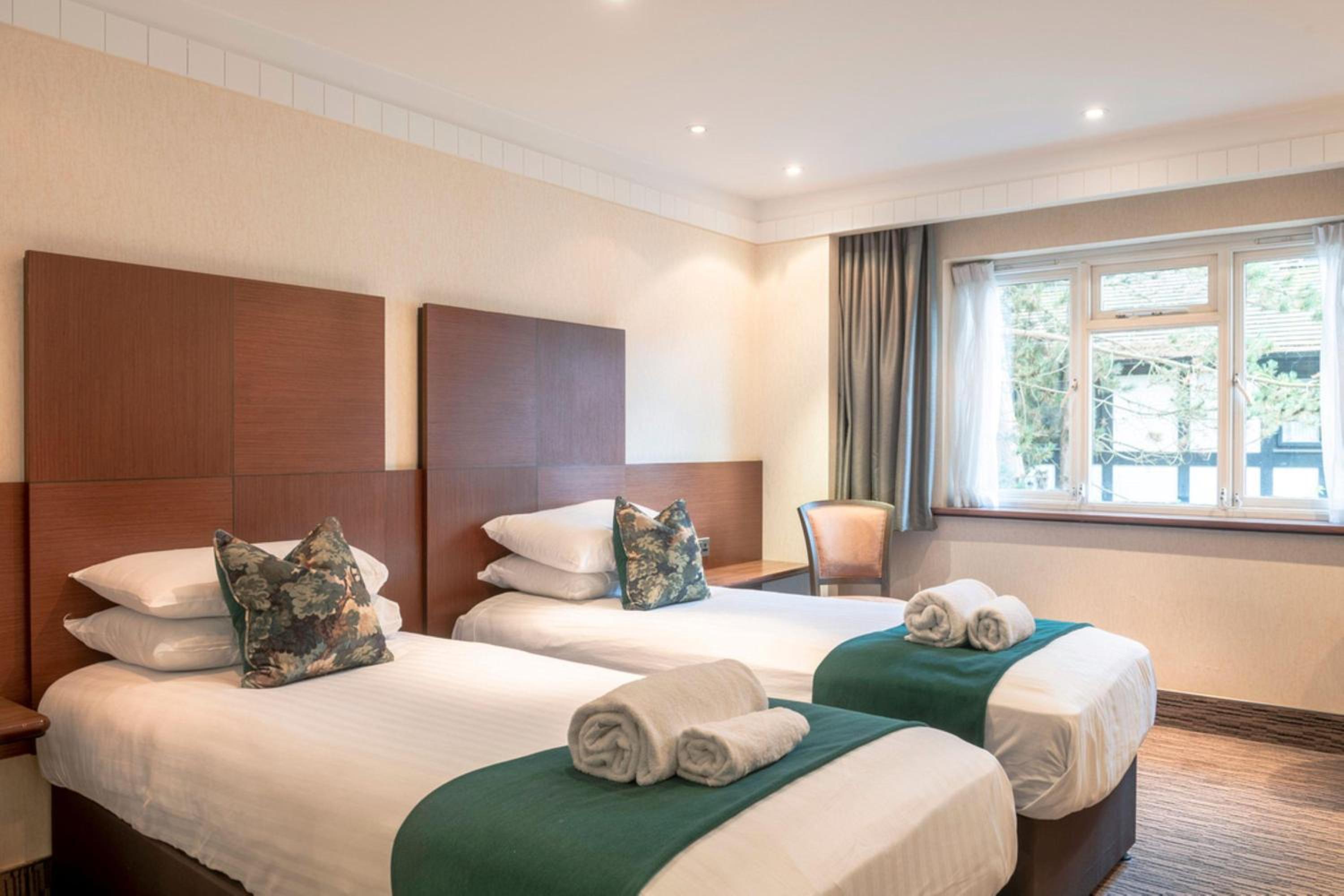 Standard Twin Room - Non-Smoking