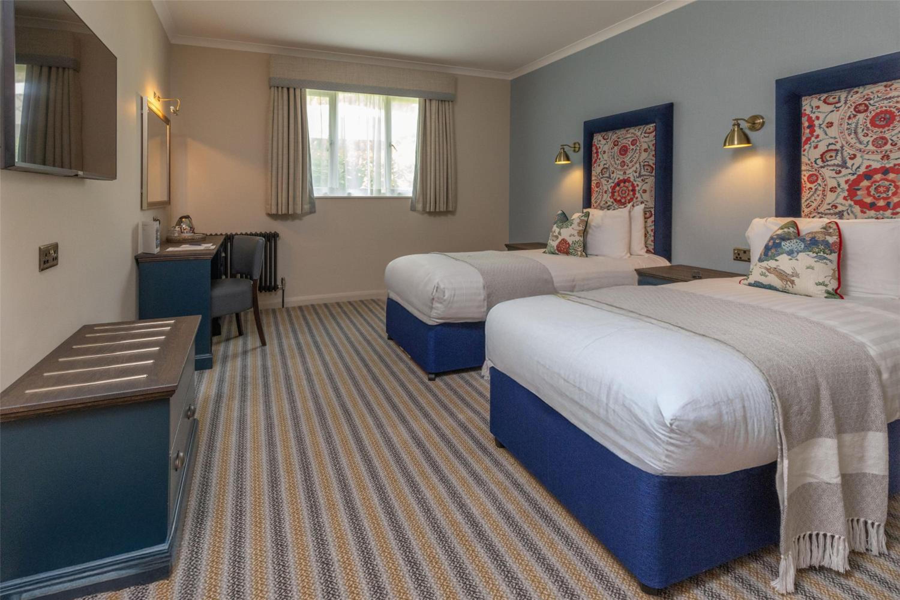 Superior Room with Double Bed and Single Bed - Non-Smoking