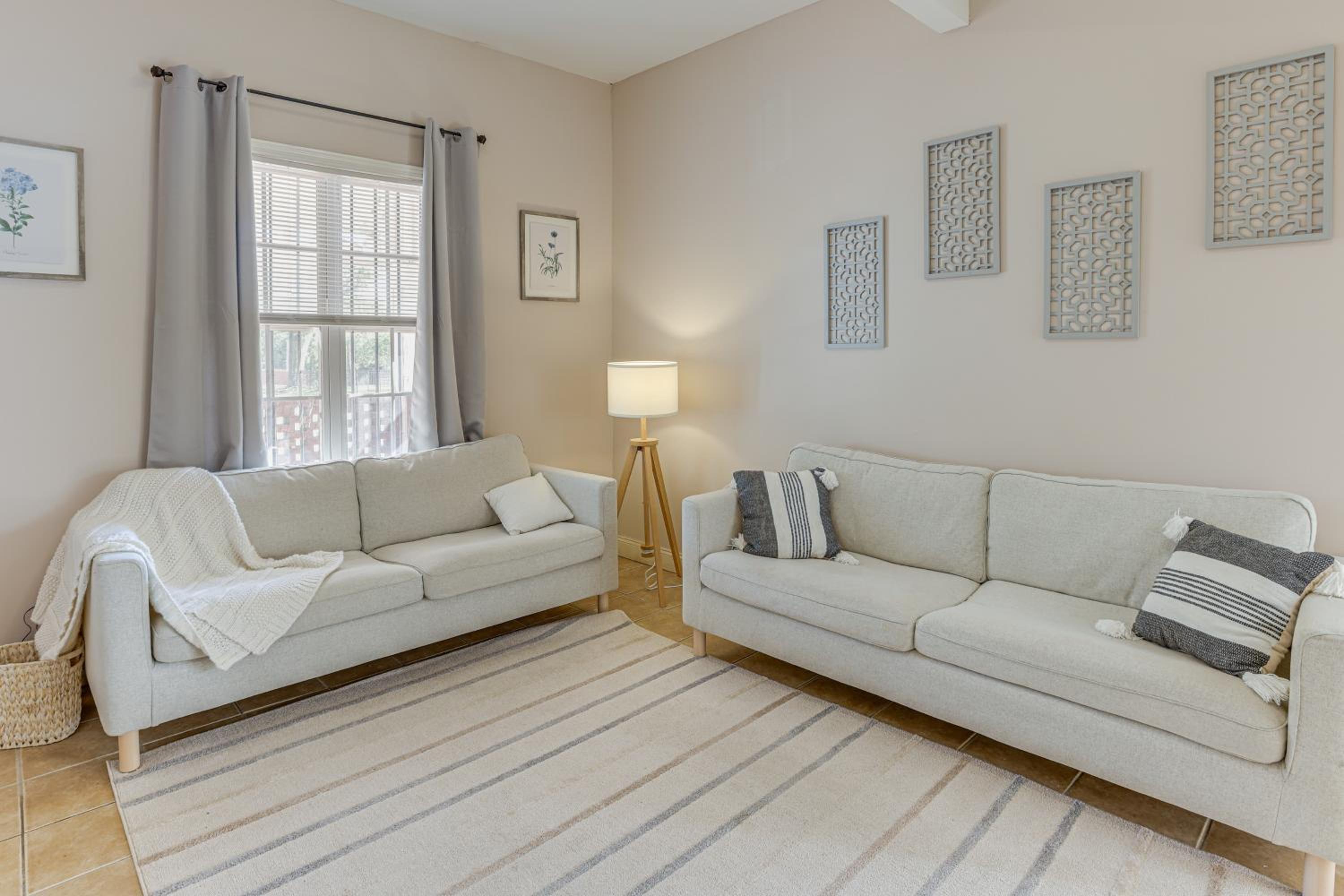 Apartment photo 1