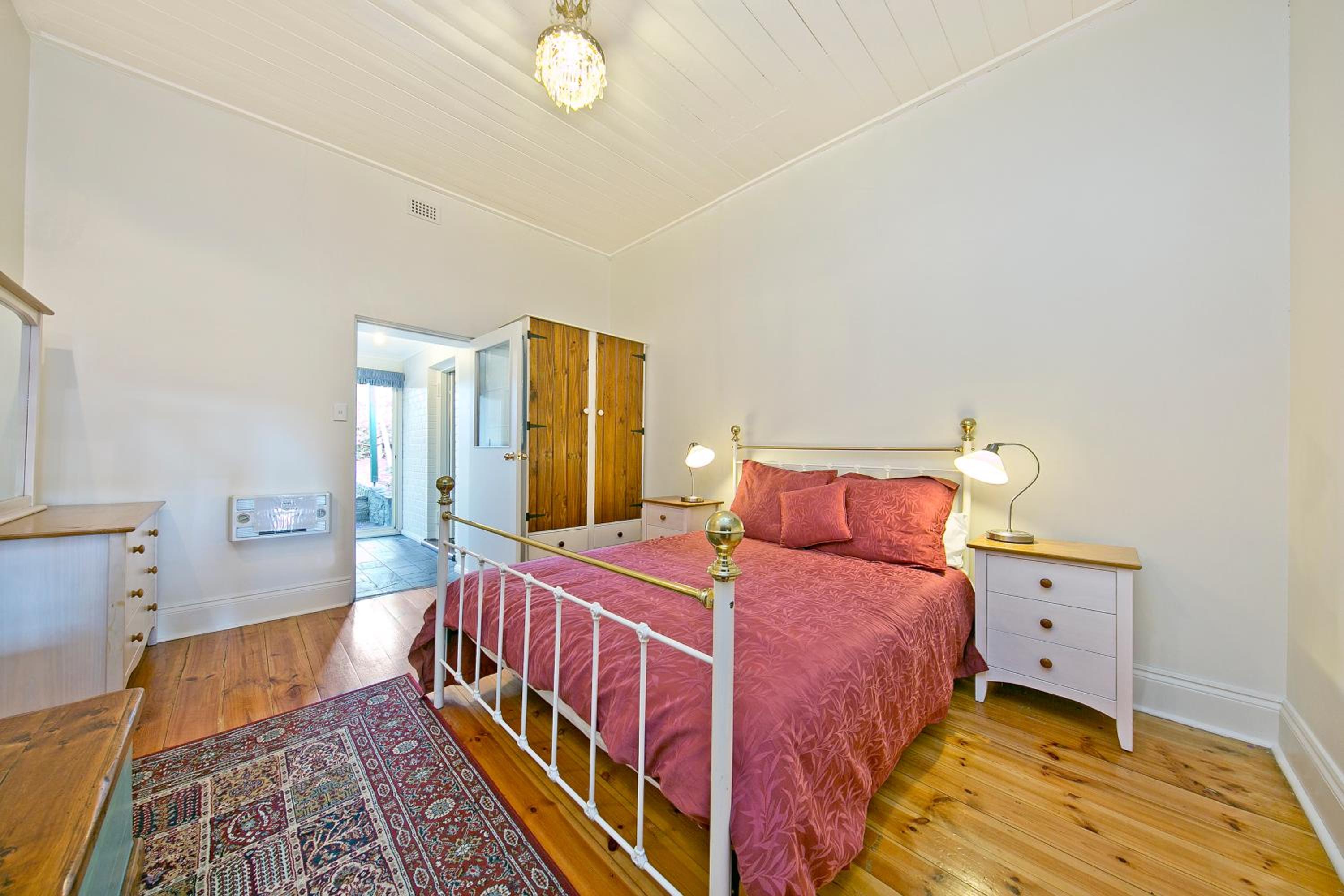 Four-Bedroom House photo 1