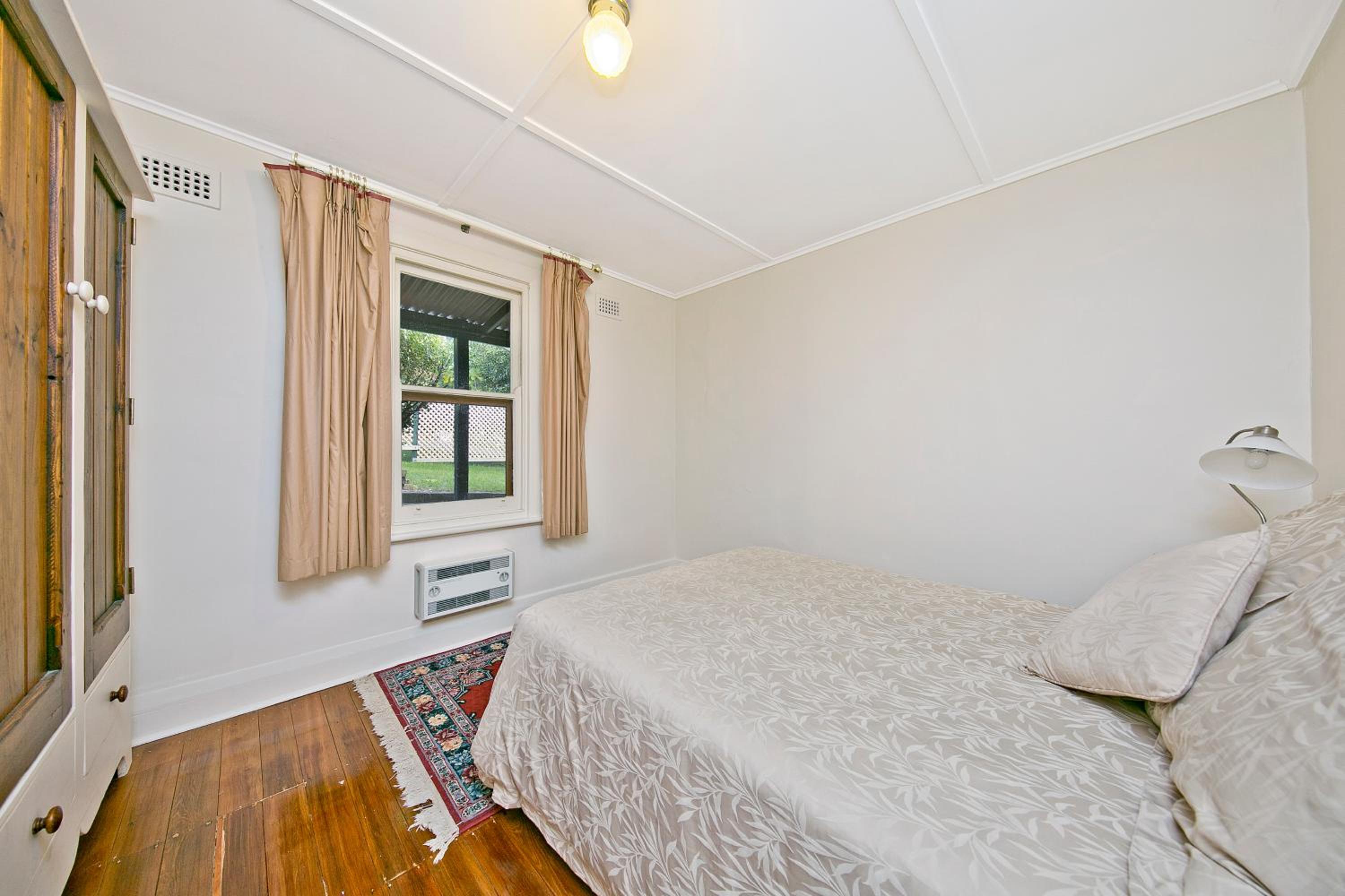 Four-Bedroom House photo 2