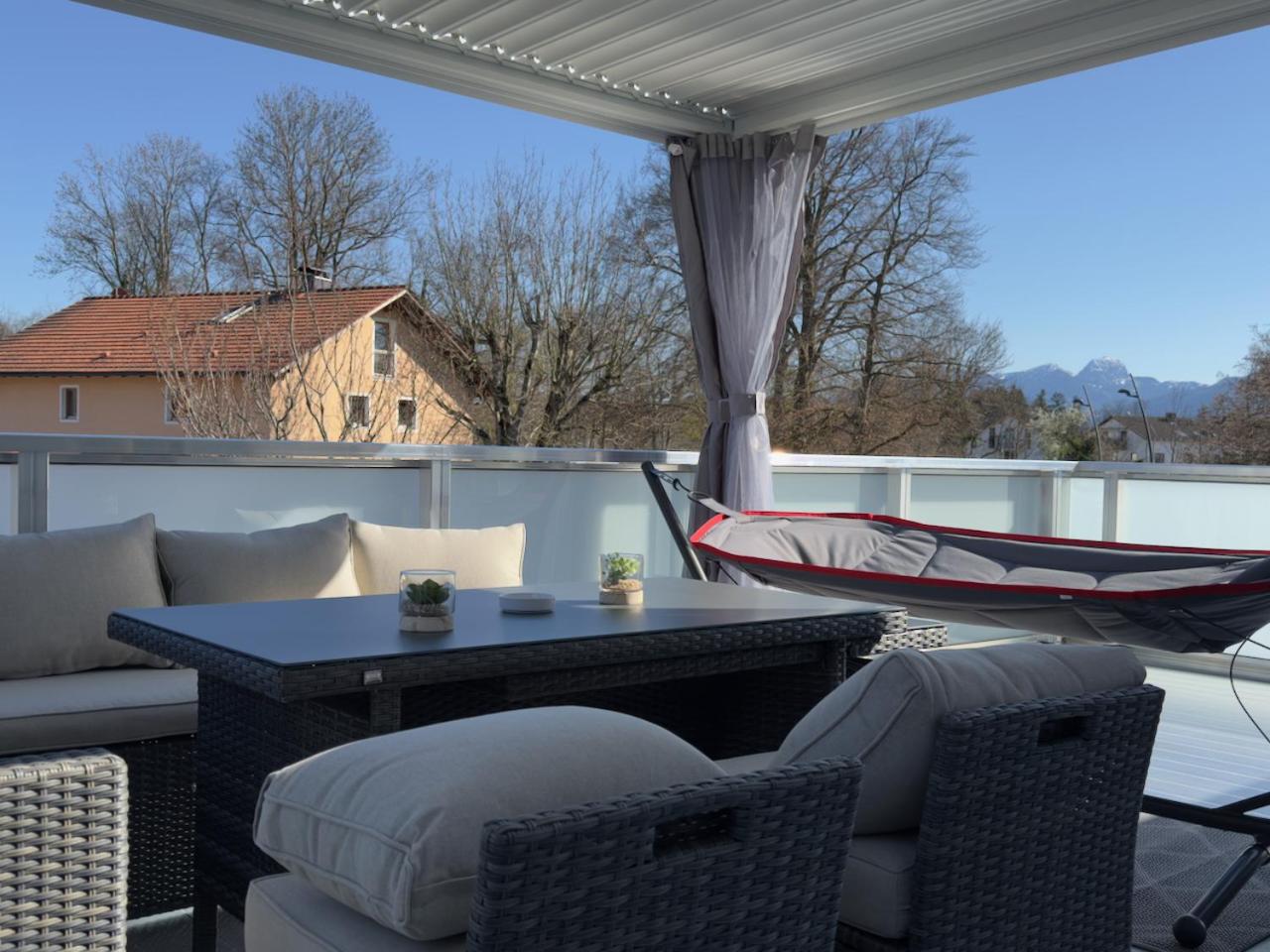 Apartment with Terrace photo 2