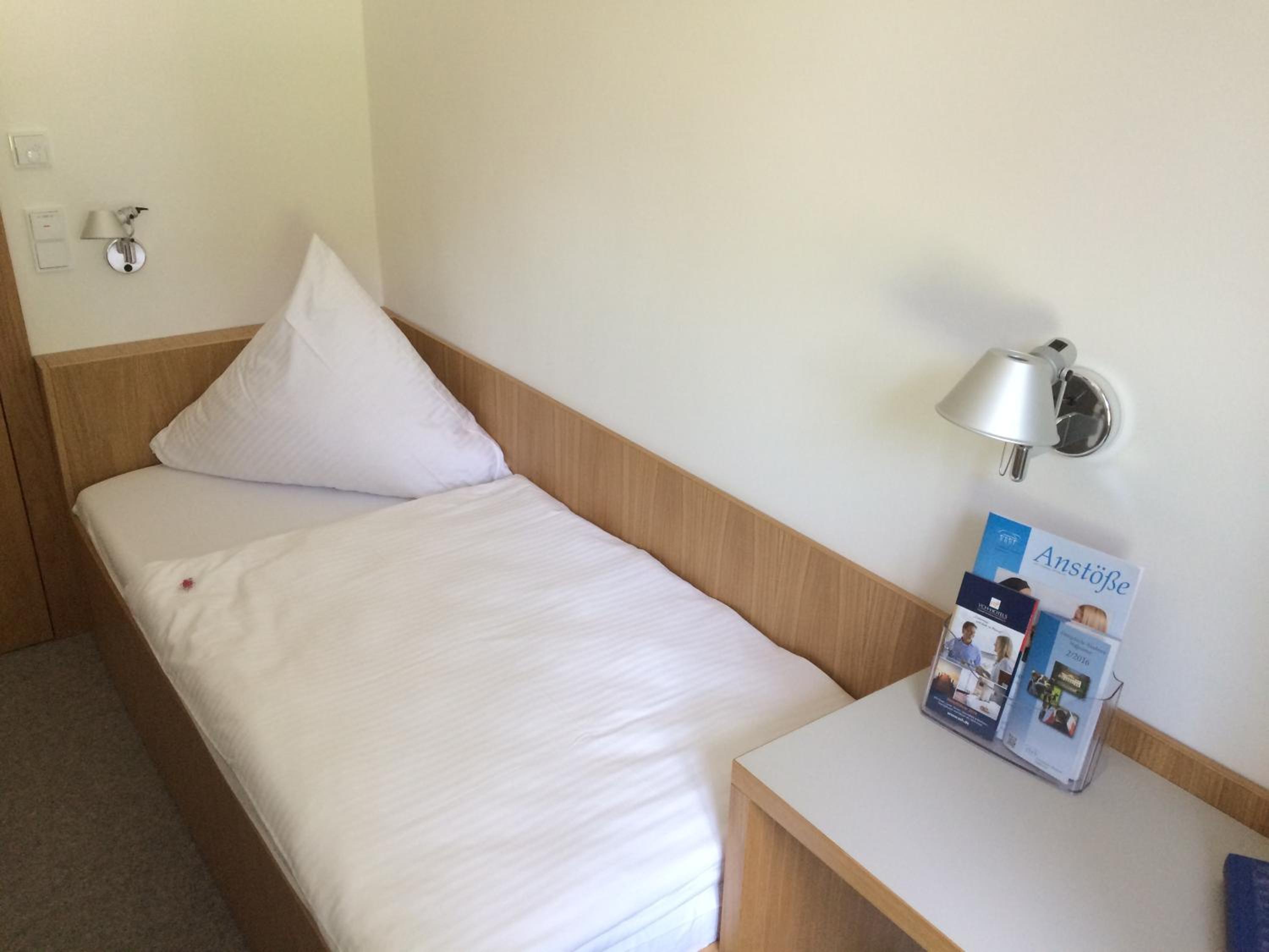 Single Room photo 2