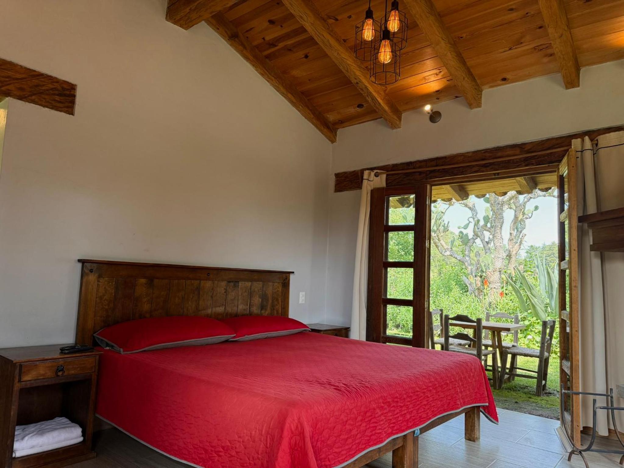 One-Bedroom House - Photo 7