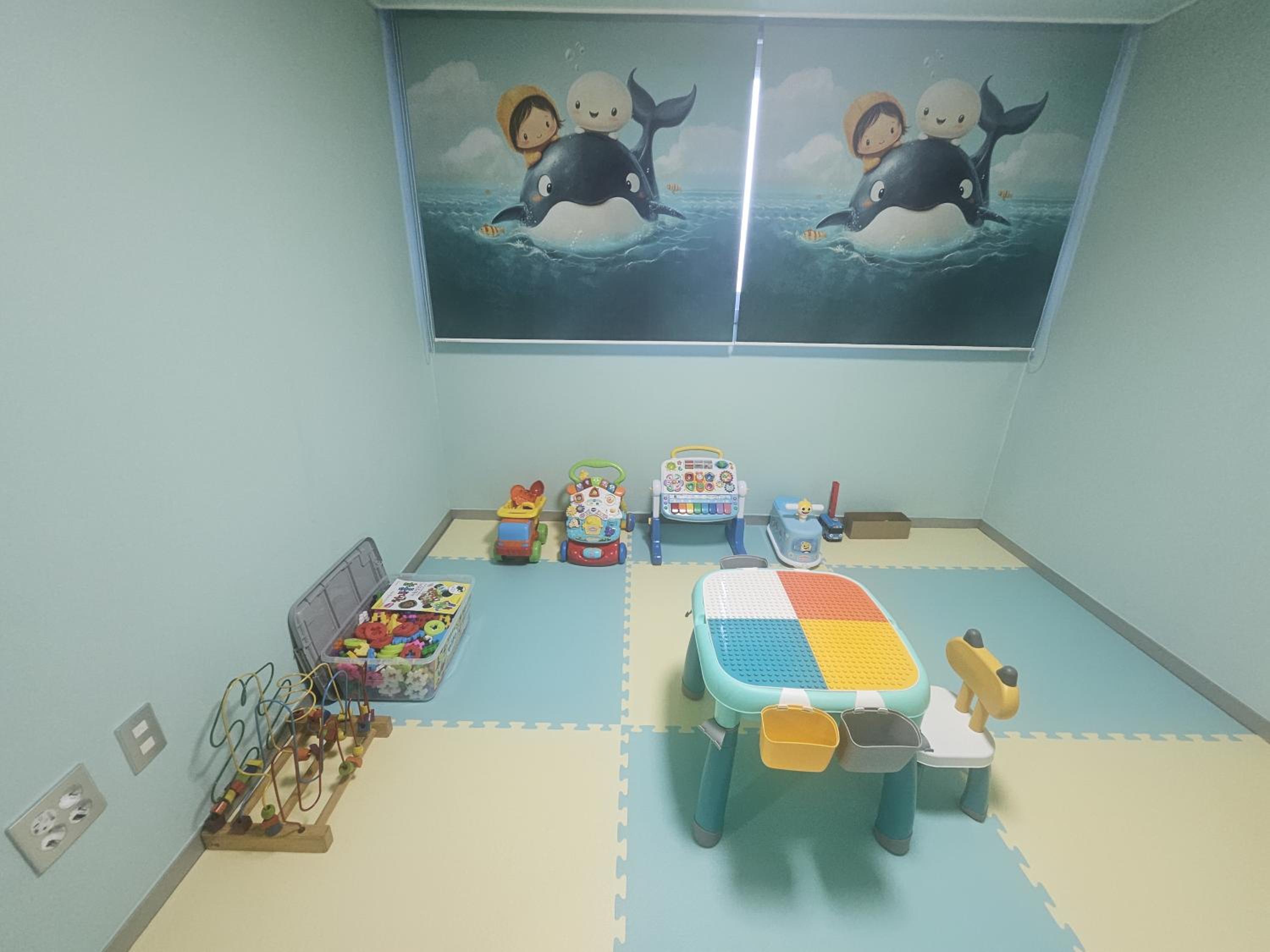 Standard Family Room - Photo 1