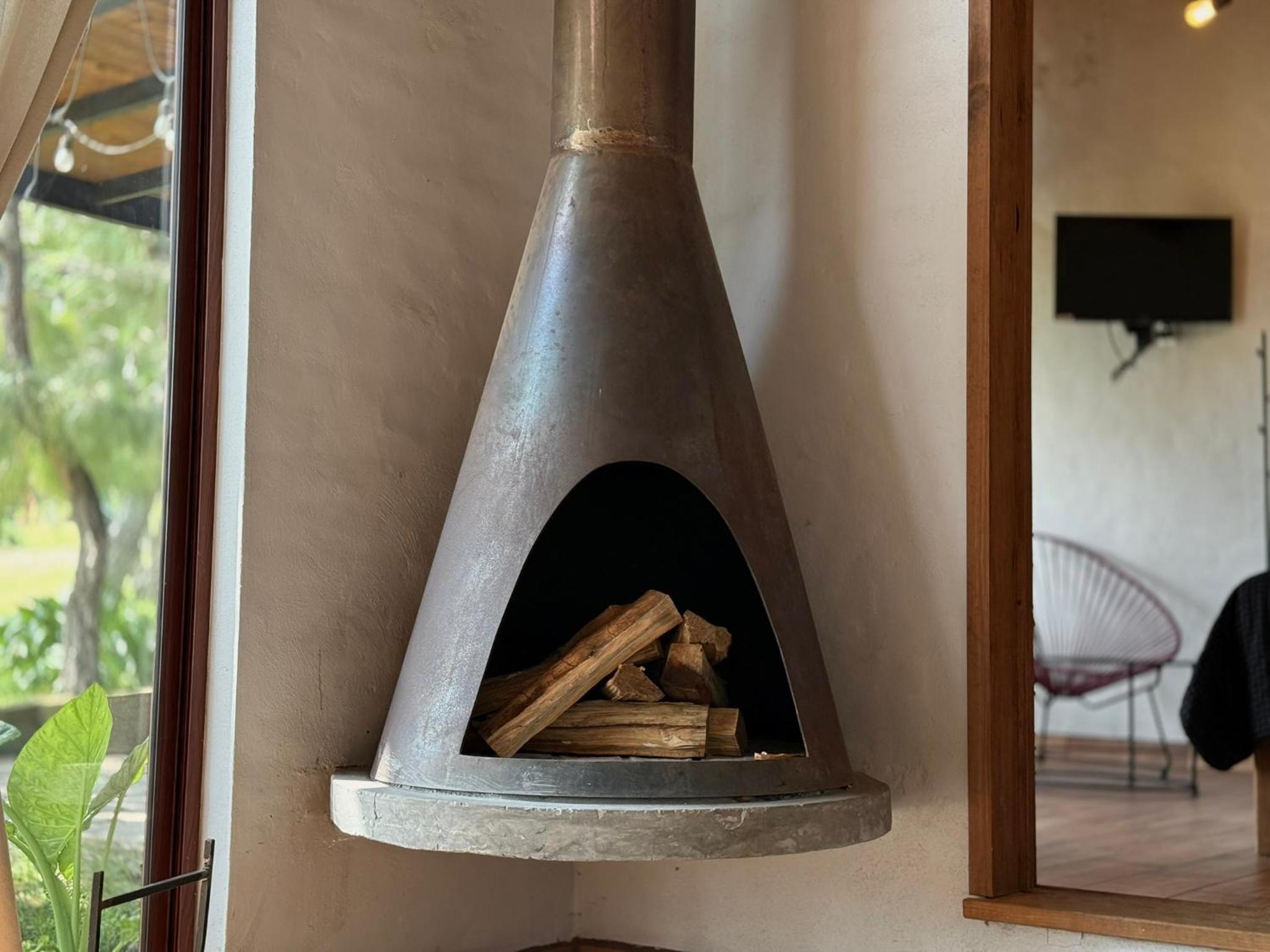 Two-Bedroom House - Photo 19