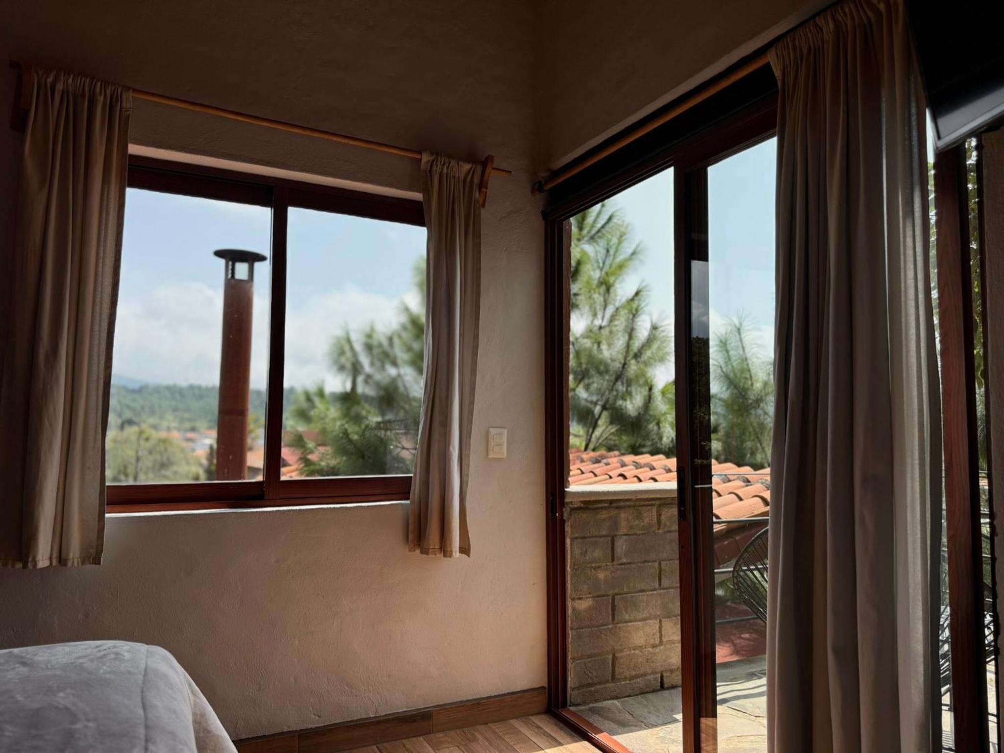 Two-Bedroom House - Photo 26