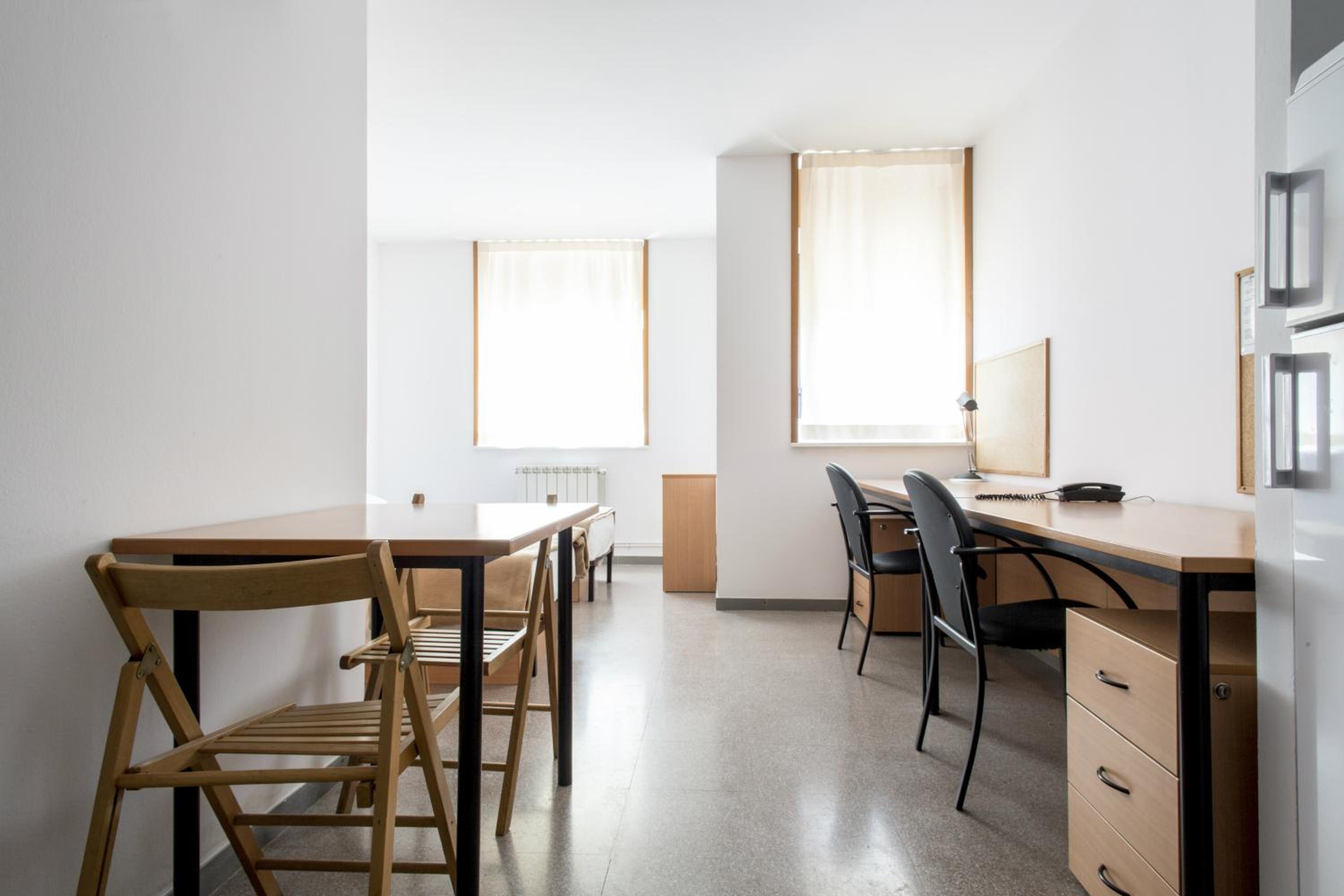 Studio (2 Adults) photo 2