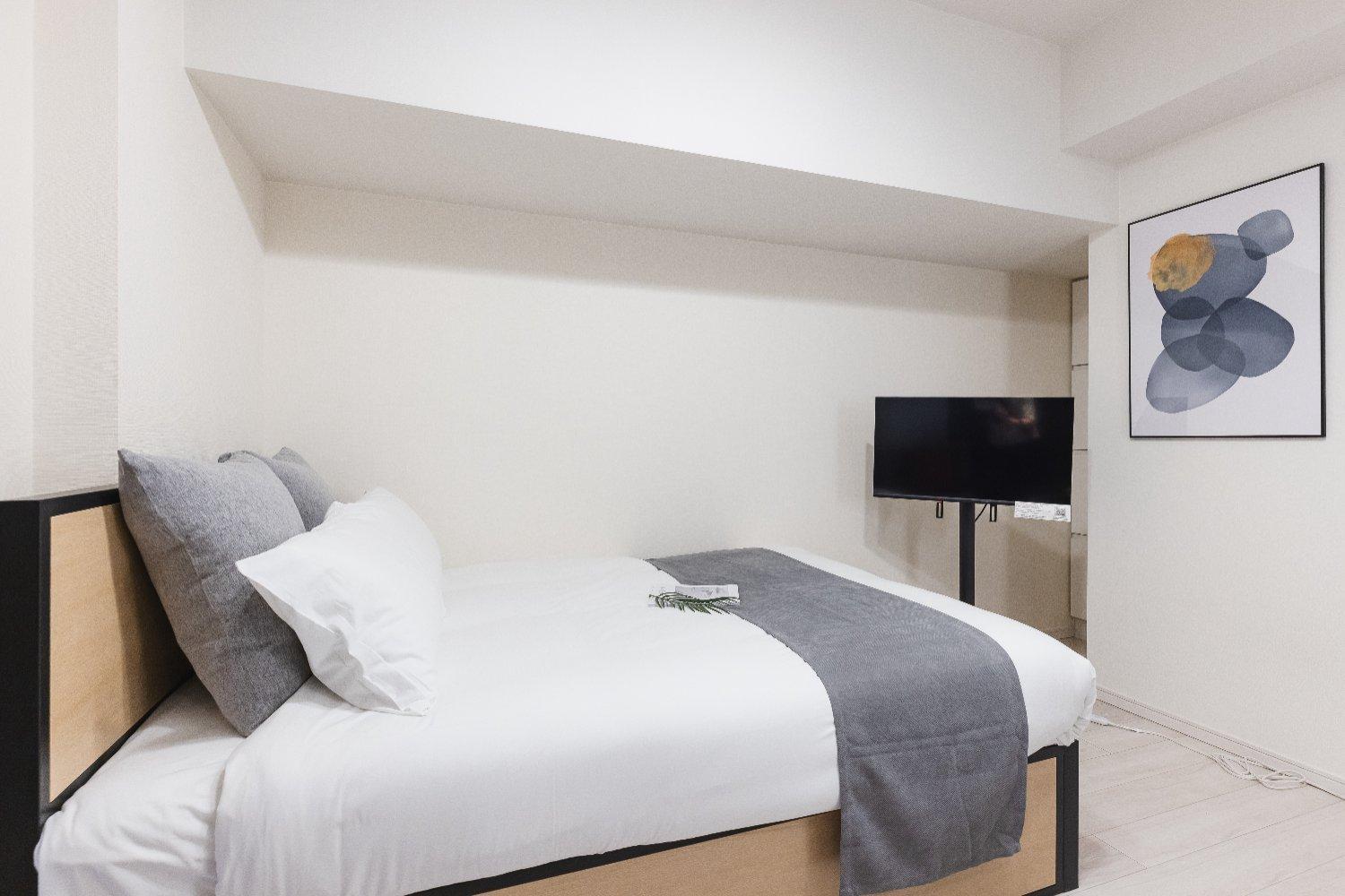 One-Bedroom Apartment photo 2