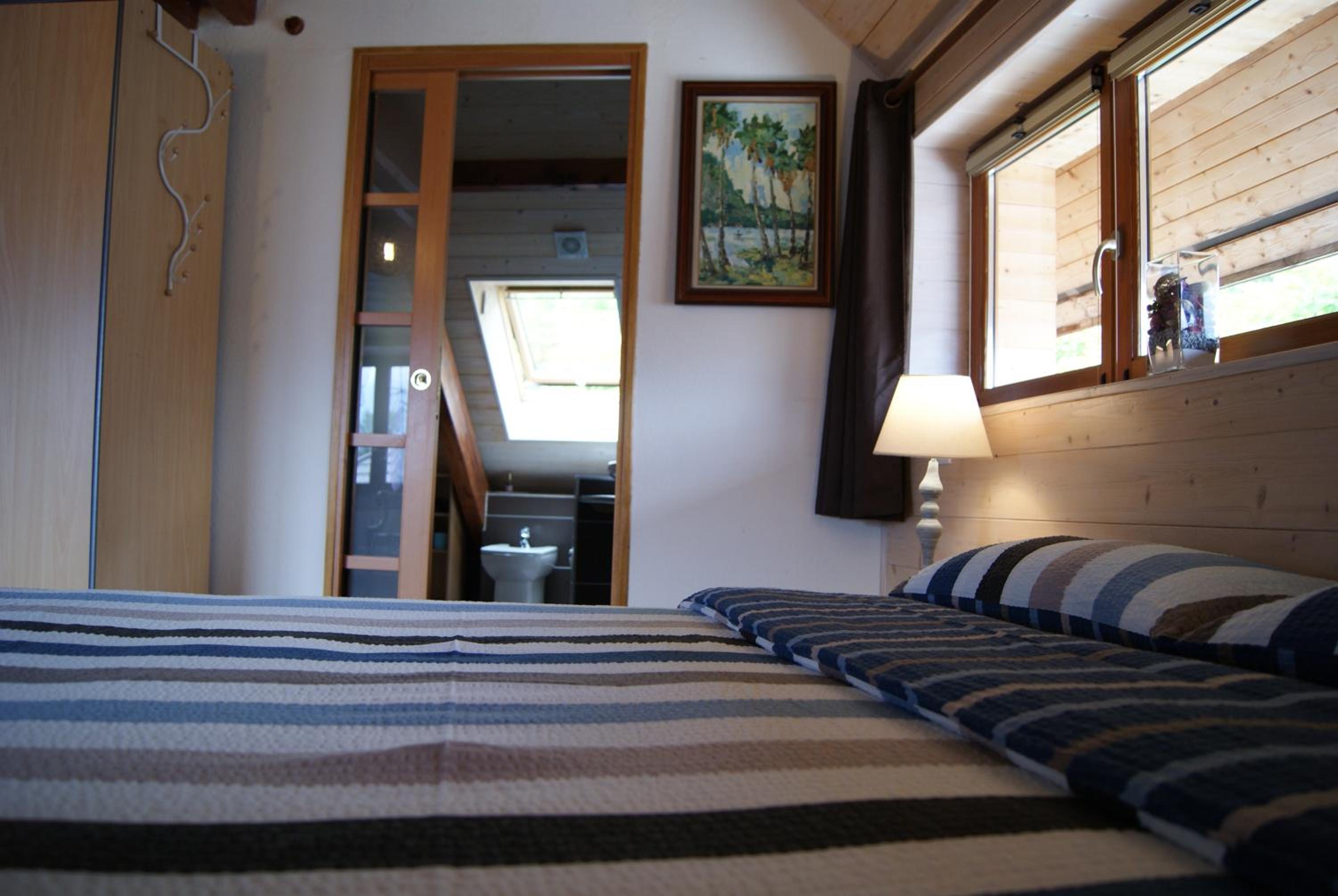 Family Room with Private Bathroom photo 3