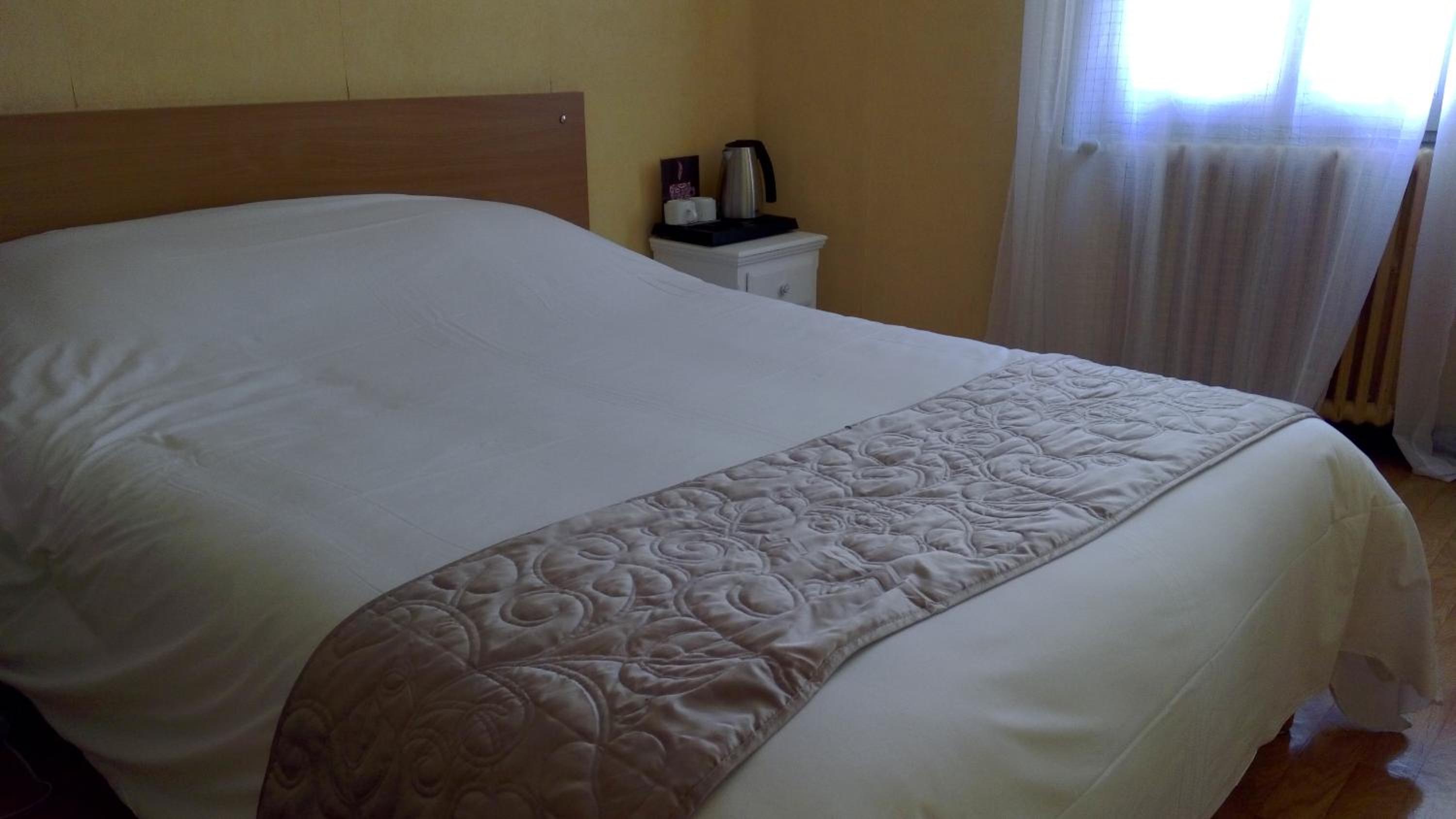Double Room - Photo 5