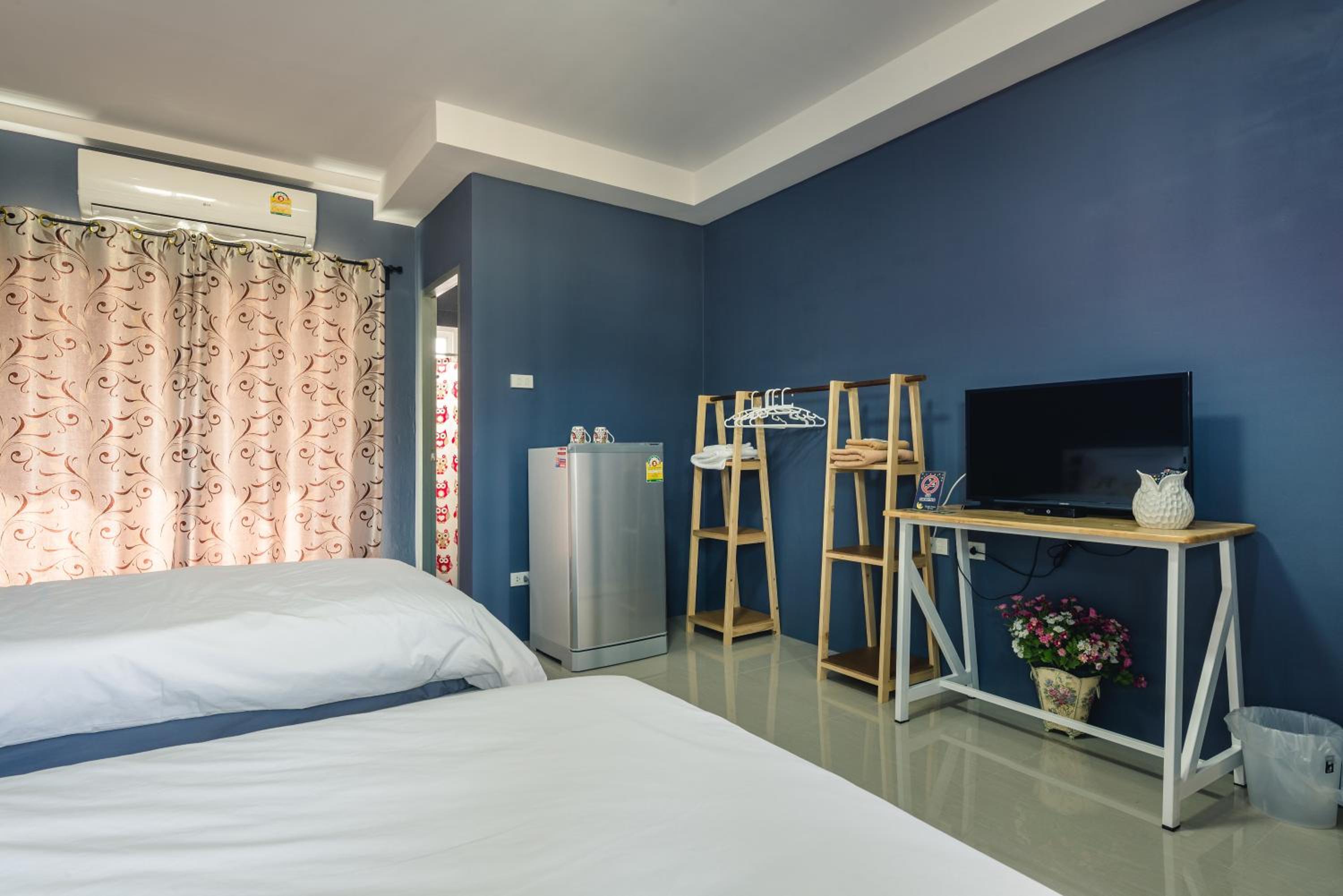 Twin Room with Balcony photo 2